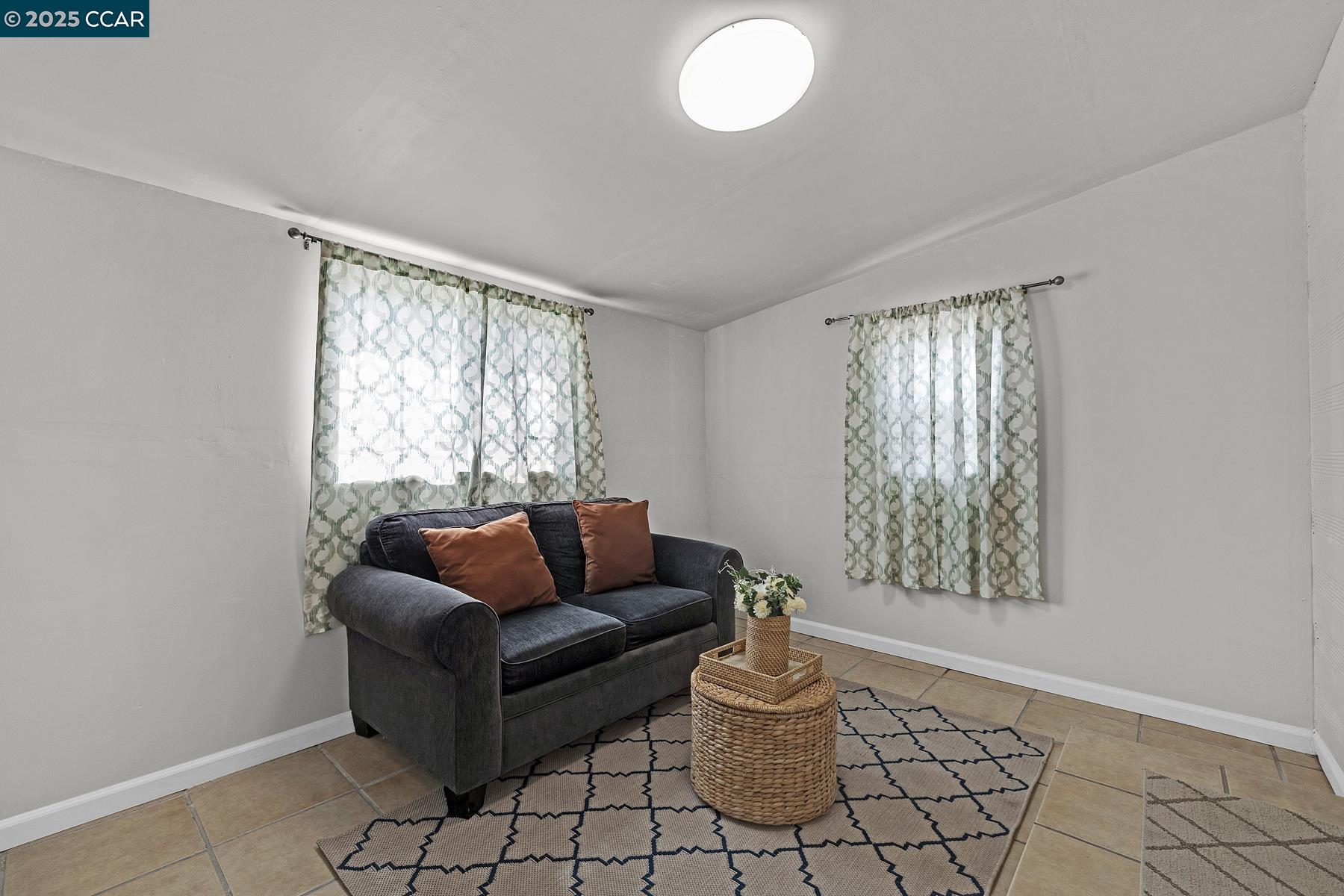Detail Gallery Image 7 of 40 For 458 36th Street, Richmond,  CA 94805 - 2 Beds | 1 Baths