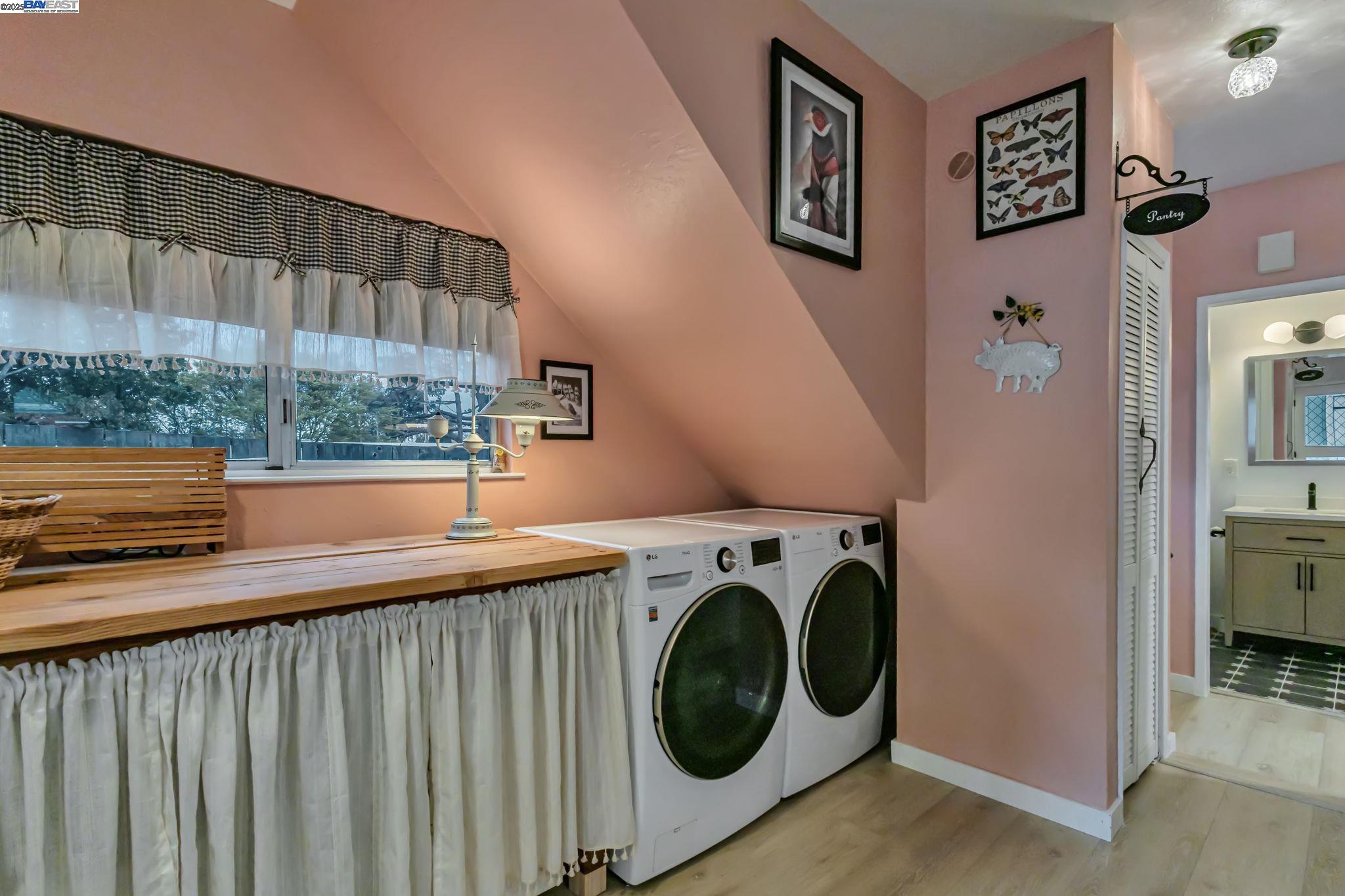 Detail Gallery Image 23 of 56 For 2019 E St, Hayward,  CA 94541 - 3 Beds | 2 Baths