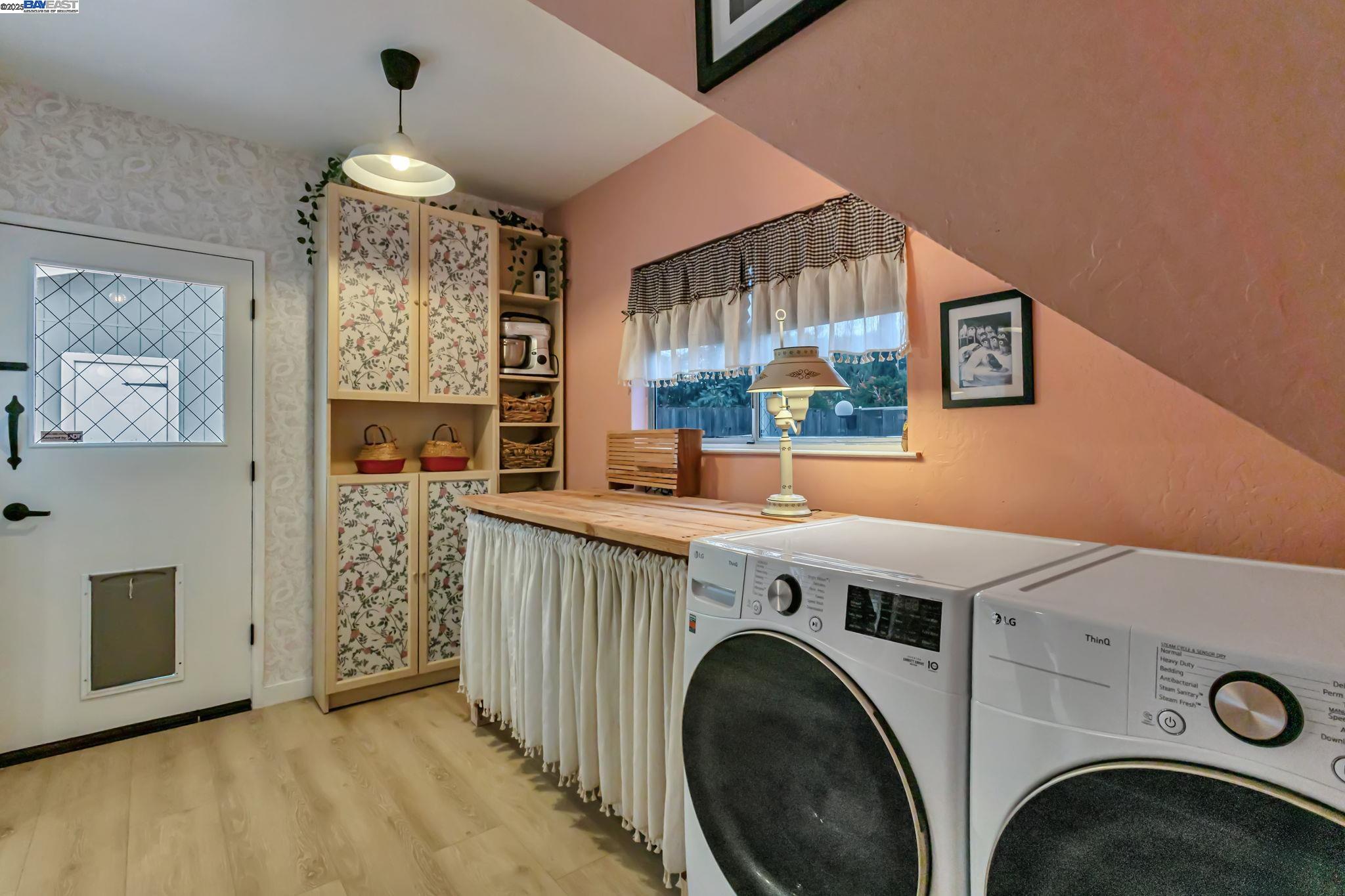 Detail Gallery Image 24 of 56 For 2019 E St, Hayward,  CA 94541 - 3 Beds | 2 Baths