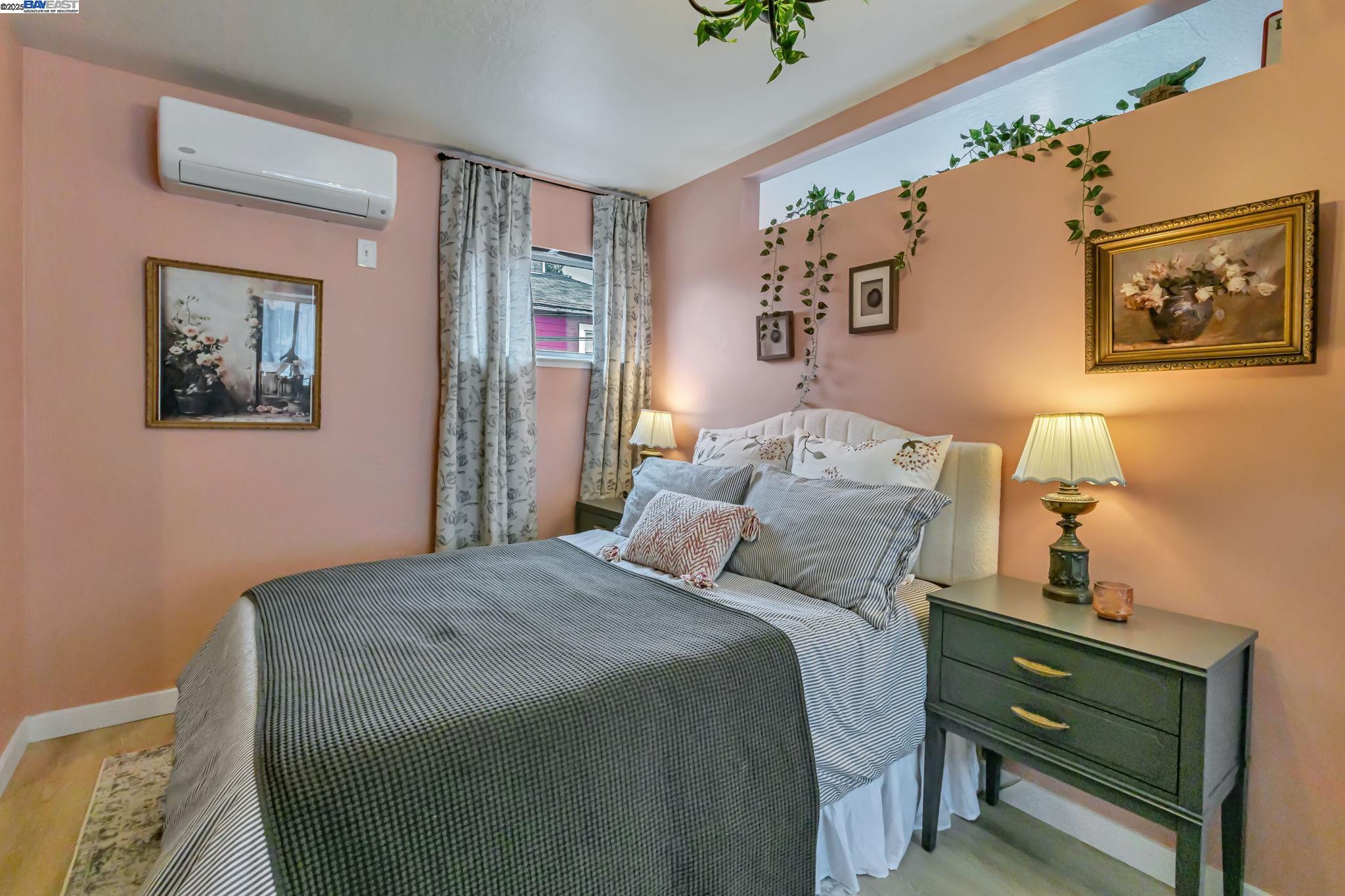 Detail Gallery Image 28 of 56 For 2019 E St, Hayward,  CA 94541 - 3 Beds | 2 Baths