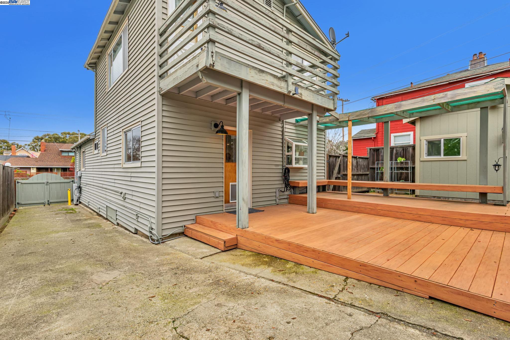 Detail Gallery Image 48 of 56 For 2019 E St, Hayward,  CA 94541 - 3 Beds | 2 Baths
