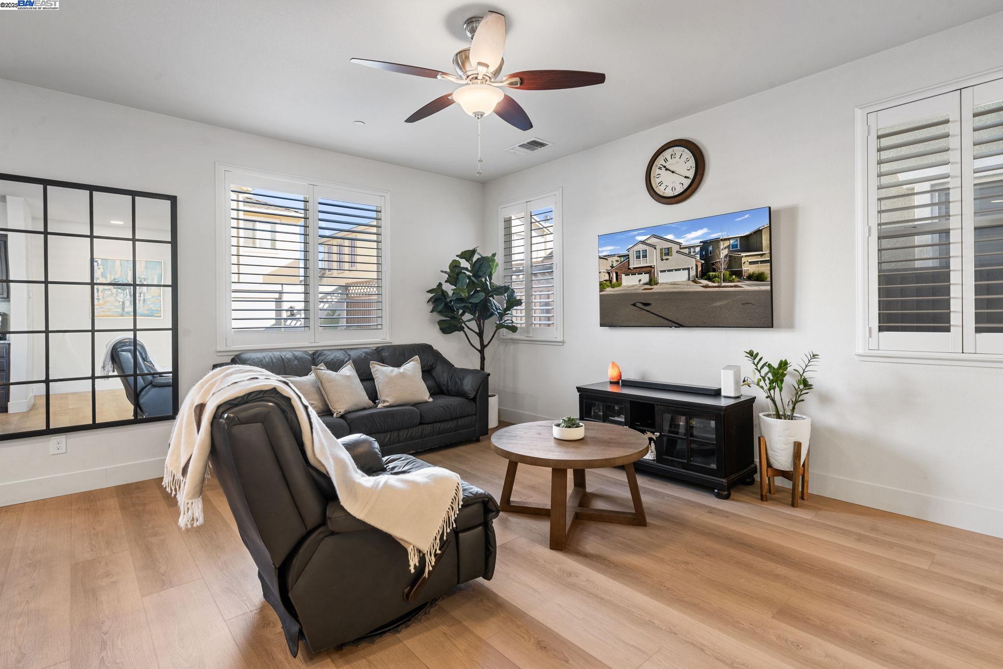Detail Gallery Image 11 of 50 For 3231 Milton Jenson Way, Tracy,  CA 95377 - 3 Beds | 2/1 Baths