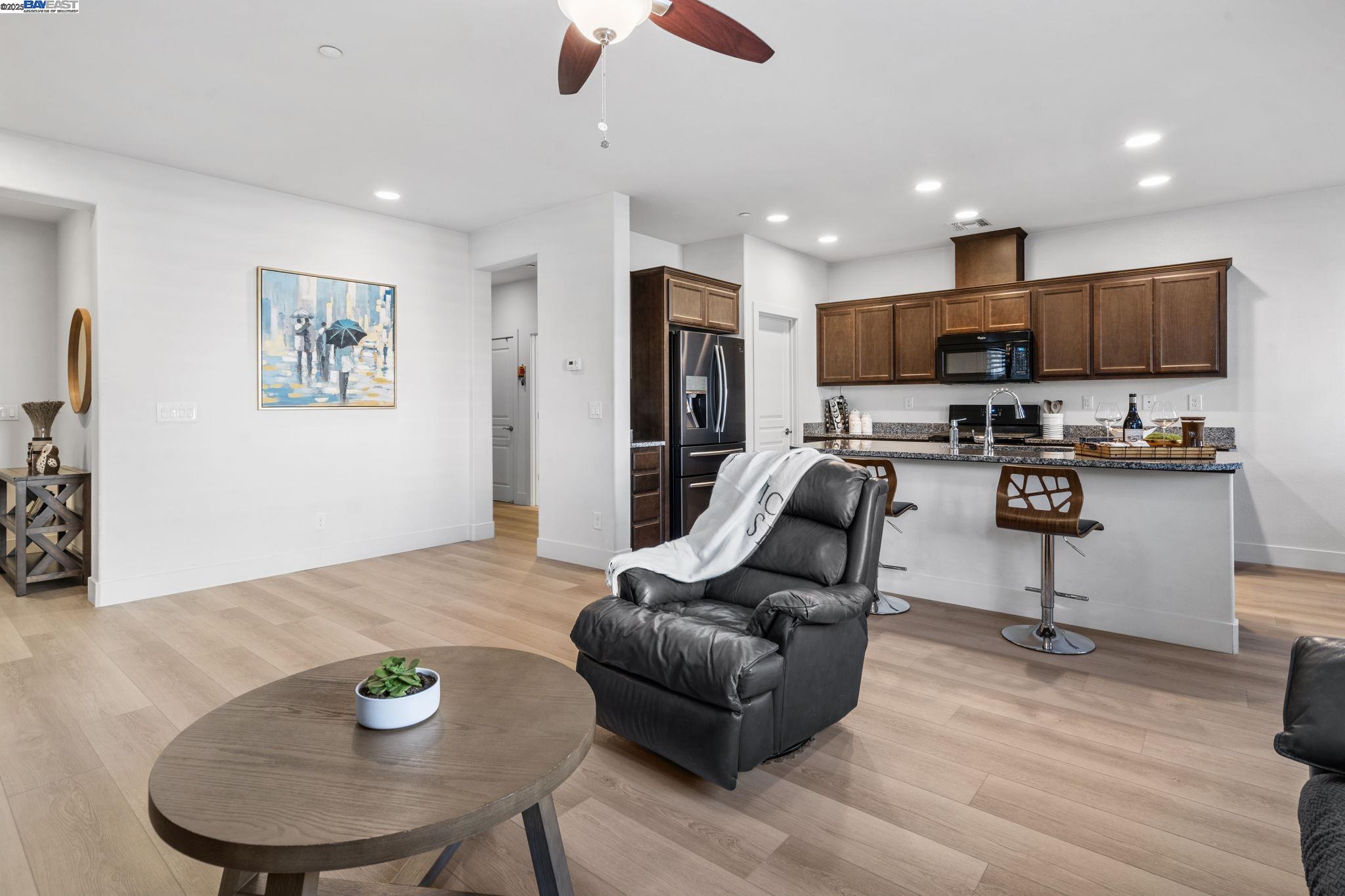 Detail Gallery Image 13 of 50 For 3231 Milton Jenson Way, Tracy,  CA 95377 - 3 Beds | 2/1 Baths