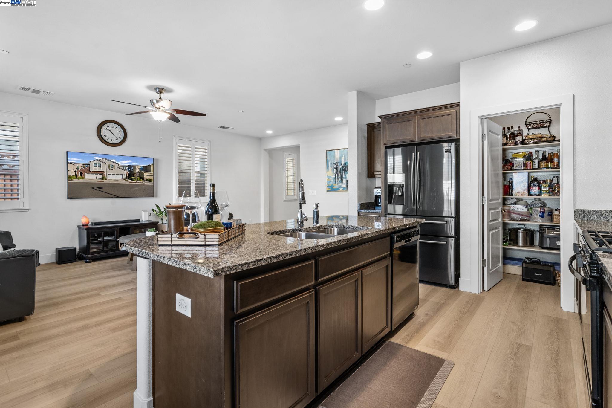 Detail Gallery Image 18 of 50 For 3231 Milton Jenson Way, Tracy,  CA 95377 - 3 Beds | 2/1 Baths