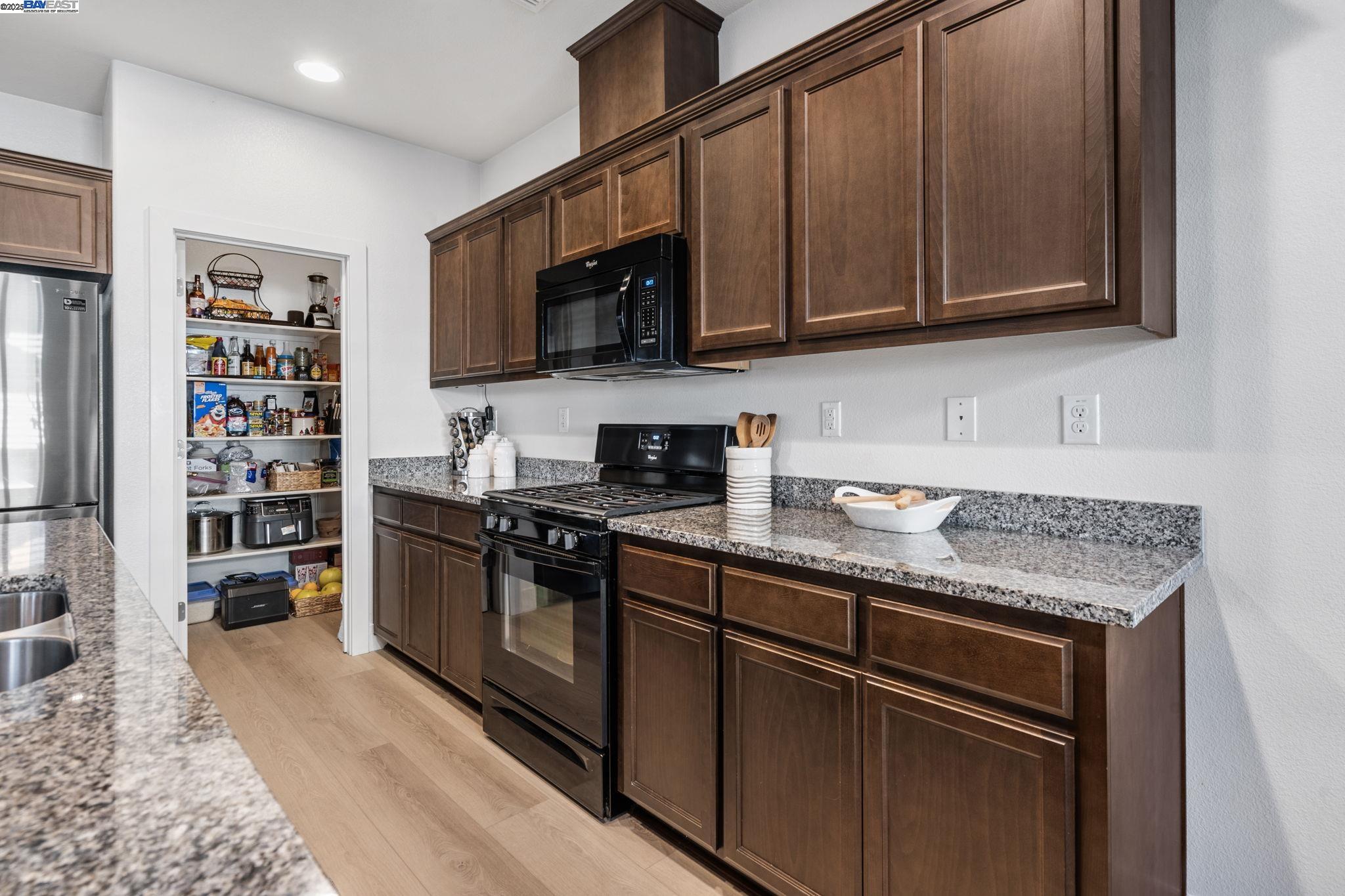 Detail Gallery Image 19 of 50 For 3231 Milton Jenson Way, Tracy,  CA 95377 - 3 Beds | 2/1 Baths