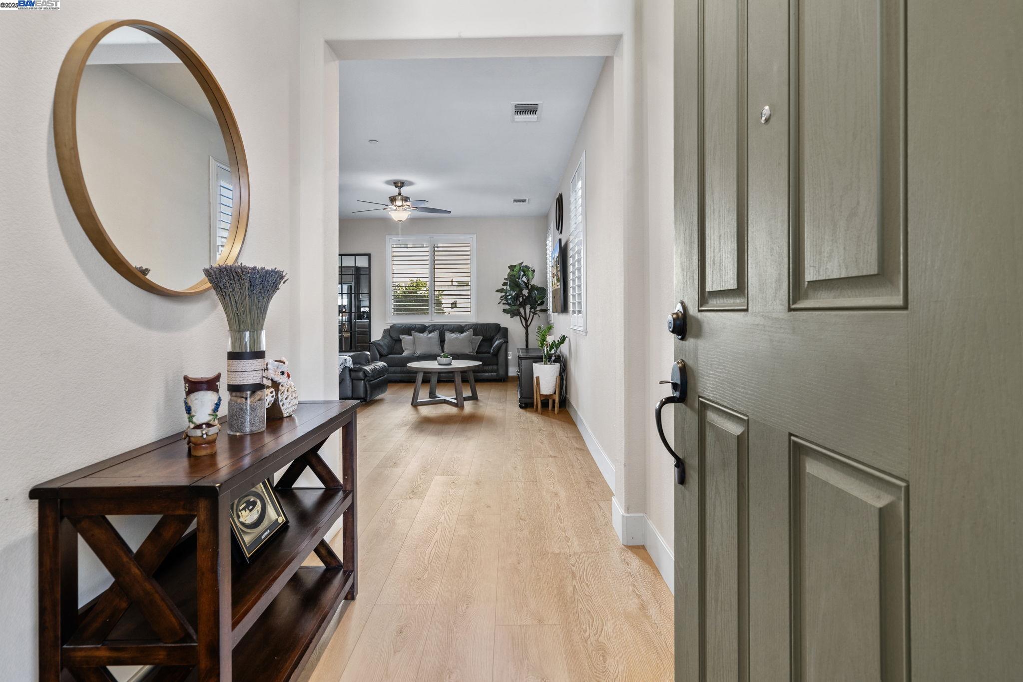 Detail Gallery Image 7 of 50 For 3231 Milton Jenson Way, Tracy,  CA 95377 - 3 Beds | 2/1 Baths