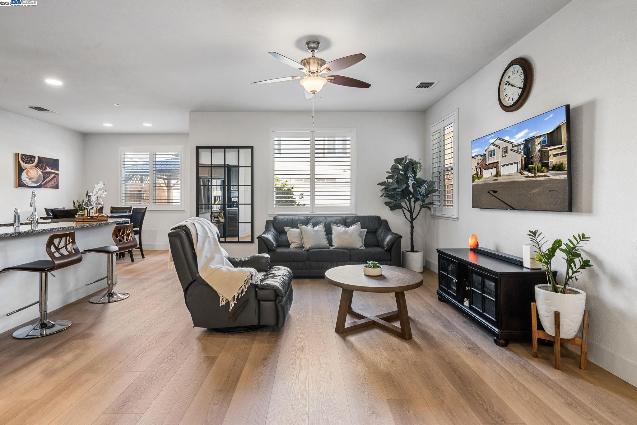 Detail Gallery Image 10 of 50 For 3231 Milton Jenson Way, Tracy,  CA 95377 - 3 Beds | 2/1 Baths