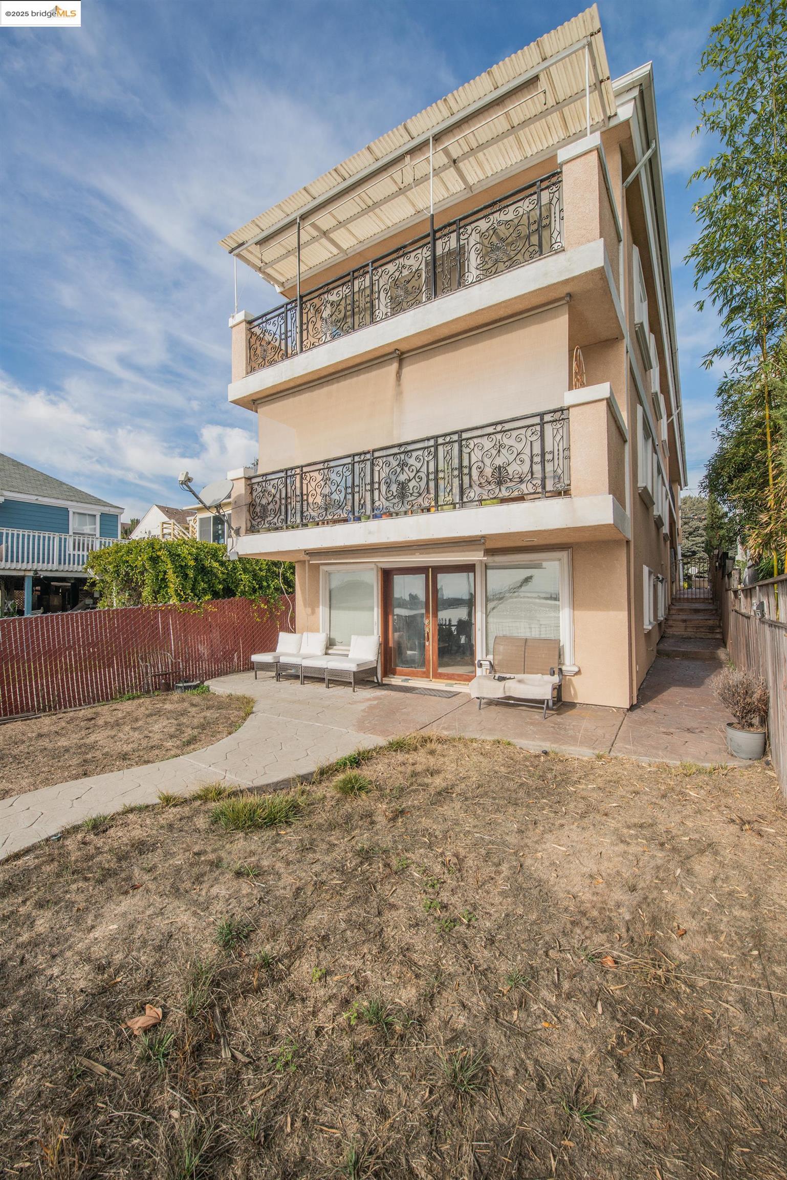 Detail Gallery Image 2 of 43 For 512 Central Ave, Alameda,  CA 94501 - – Beds | – Baths