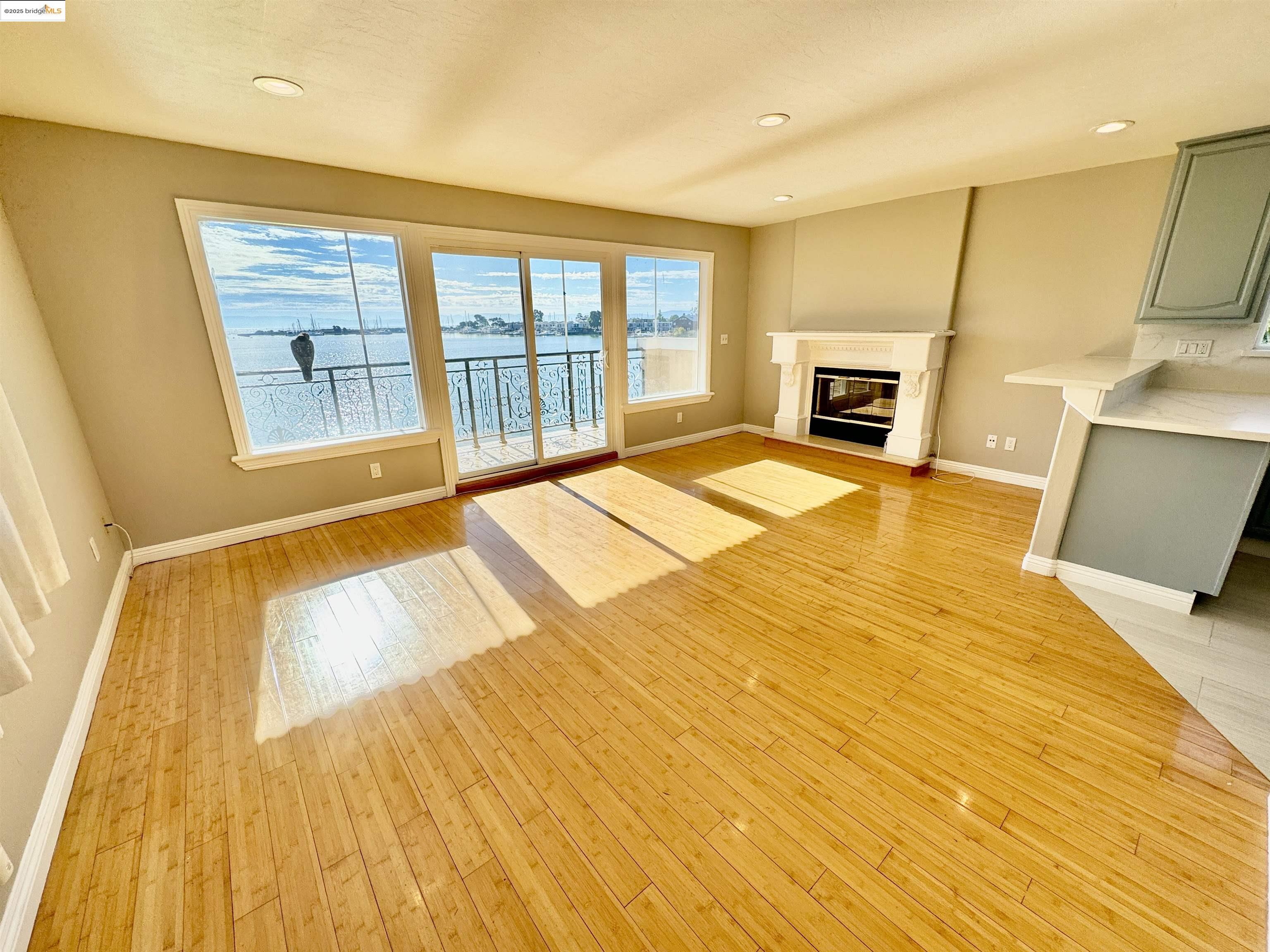 Detail Gallery Image 26 of 43 For 512 Central Ave, Alameda,  CA 94501 - – Beds | – Baths