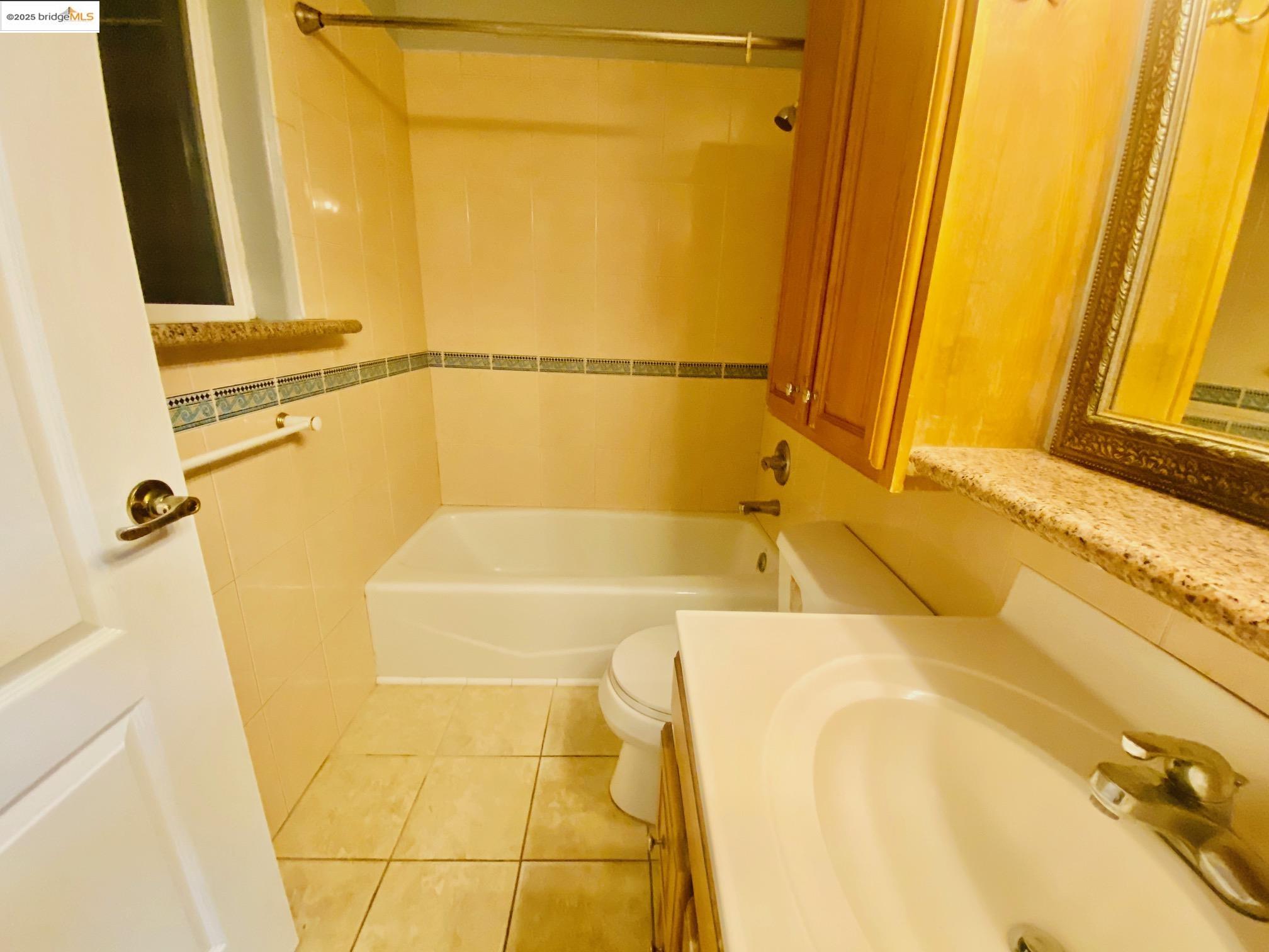 Detail Gallery Image 8 of 43 For 512 Central Ave, Alameda,  CA 94501 - – Beds | – Baths