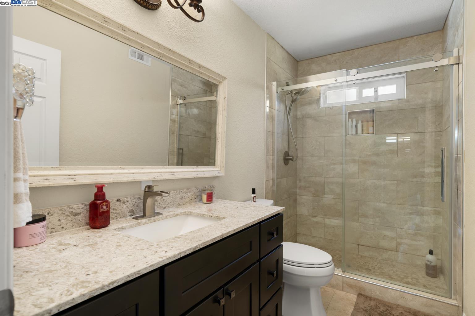 Detail Gallery Image 15 of 30 For 3160 Northrop Ave, Sacramento,  CA 95864 - 3 Beds | 2/2 Baths