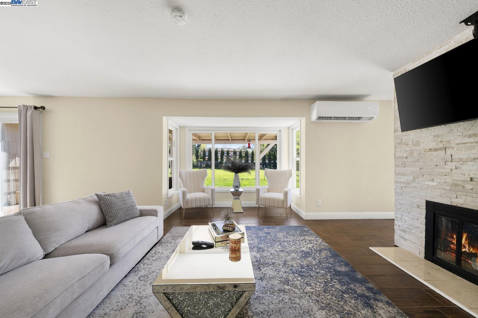 Detail Gallery Image 5 of 30 For 3160 Northrop Ave, Sacramento,  CA 95864 - 3 Beds | 2/2 Baths