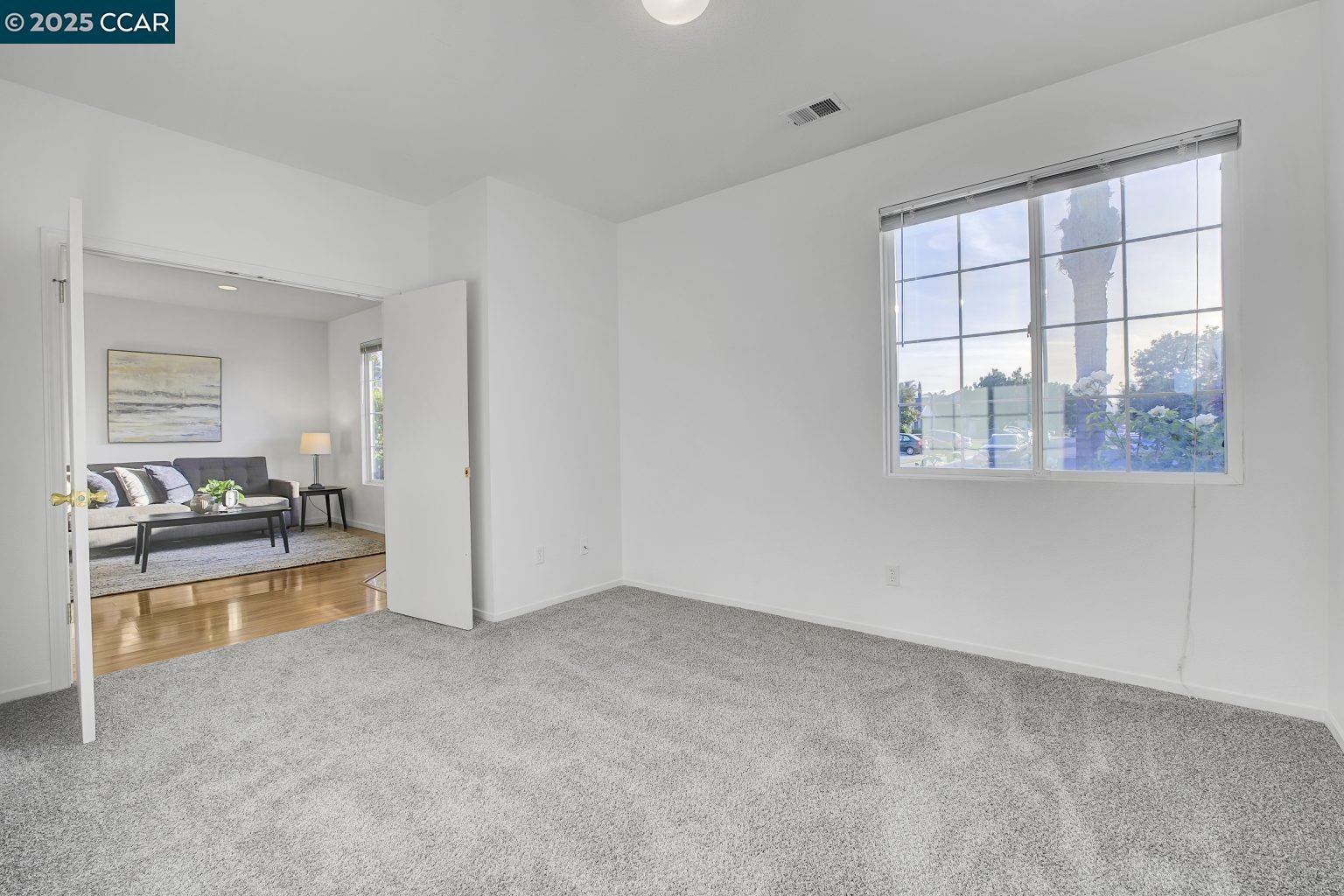 Detail Gallery Image 14 of 37 For 563 Silver Saddle Dr, Pittsburg,  CA 94565 - 4 Beds | 2 Baths