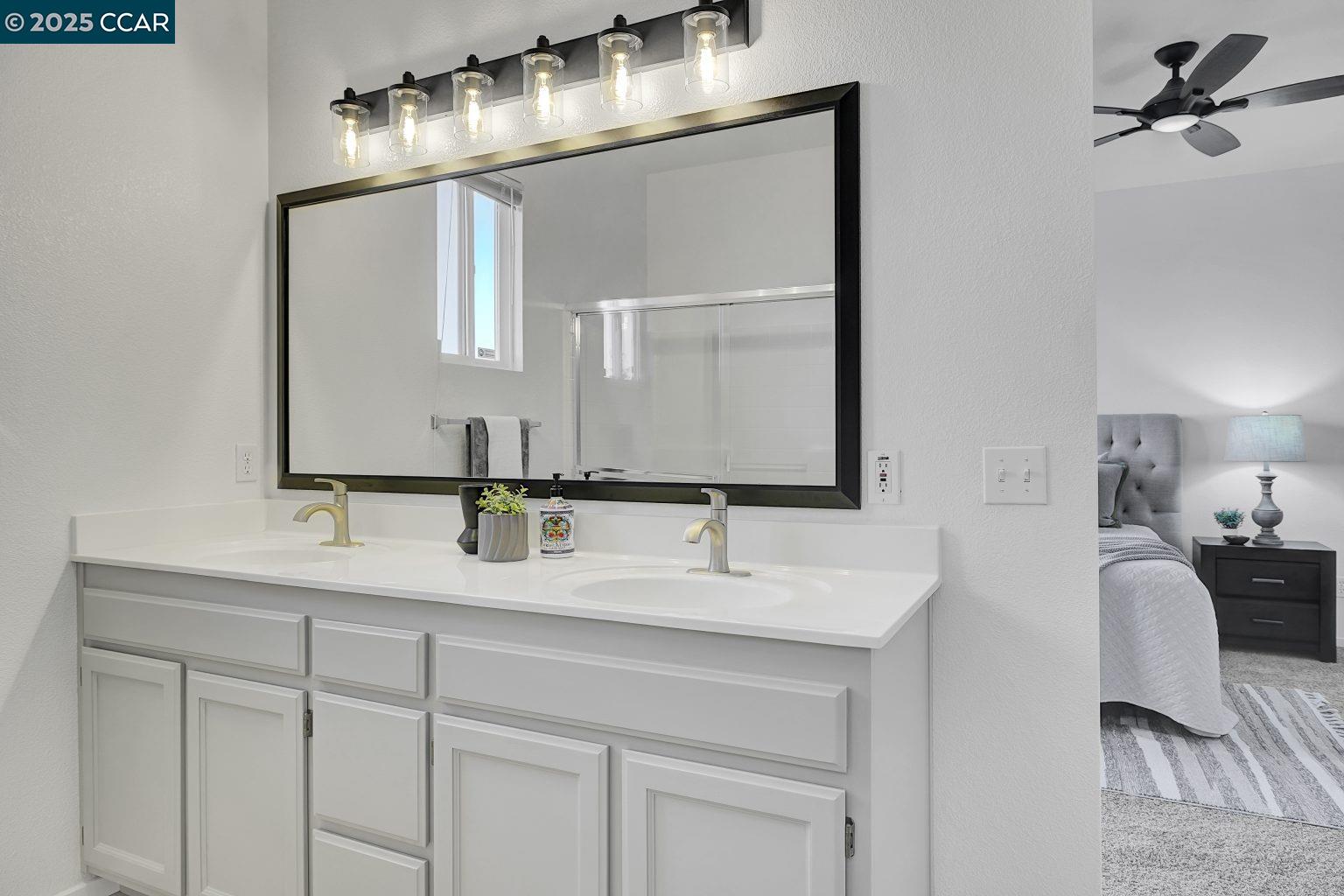 Detail Gallery Image 20 of 37 For 563 Silver Saddle Dr, Pittsburg,  CA 94565 - 4 Beds | 2 Baths