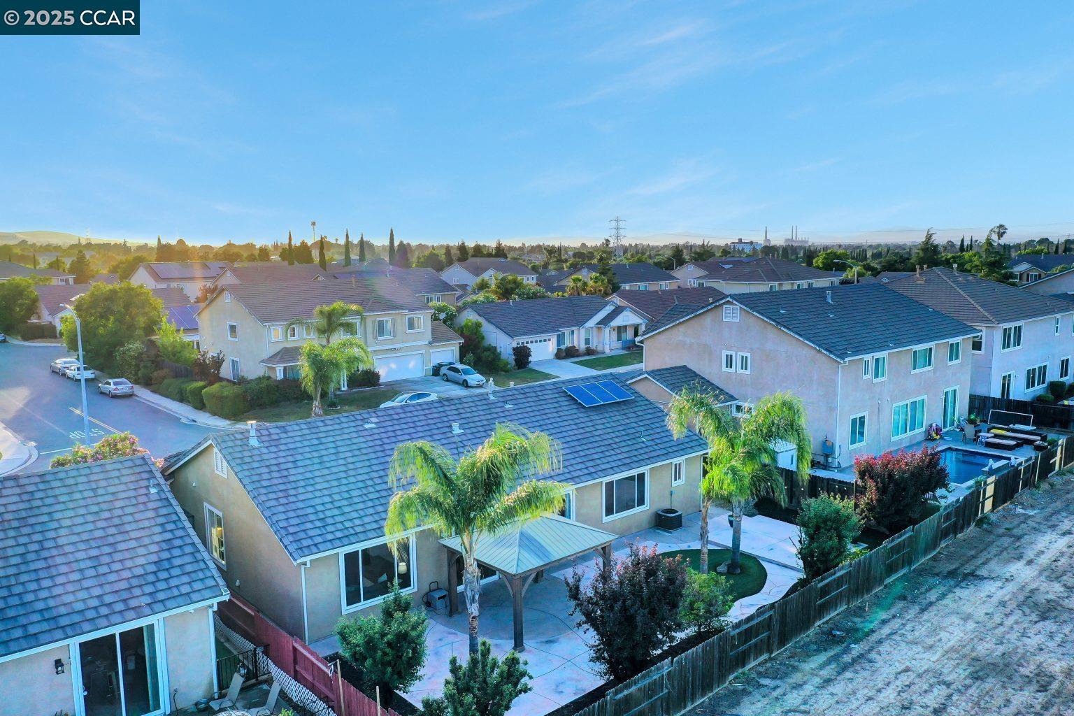 Detail Gallery Image 33 of 37 For 563 Silver Saddle Dr, Pittsburg,  CA 94565 - 4 Beds | 2 Baths