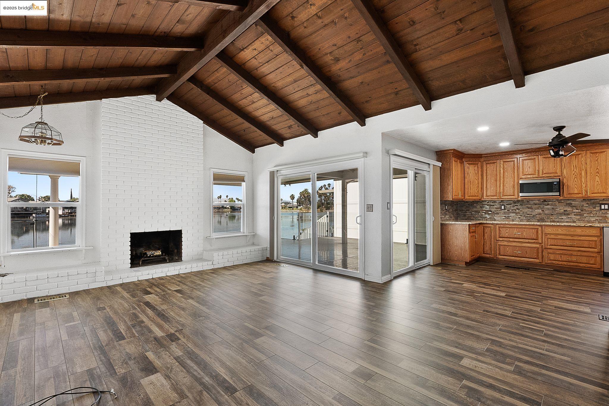 Detail Gallery Image 11 of 30 For 780 Beaver Ln, Discovery Bay,  CA 94505 - 3 Beds | 2 Baths