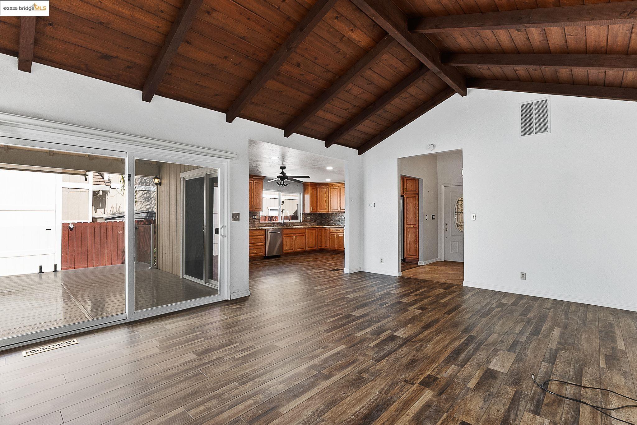 Detail Gallery Image 10 of 30 For 780 Beaver Ln, Discovery Bay,  CA 94505 - 3 Beds | 2 Baths