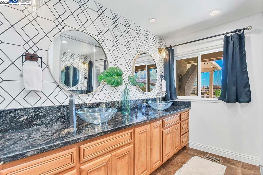 Detail Gallery Image 19 of 49 For 1864 Dune Point Way, Discovery Bay,  CA 94505 - 3 Beds | 2 Baths