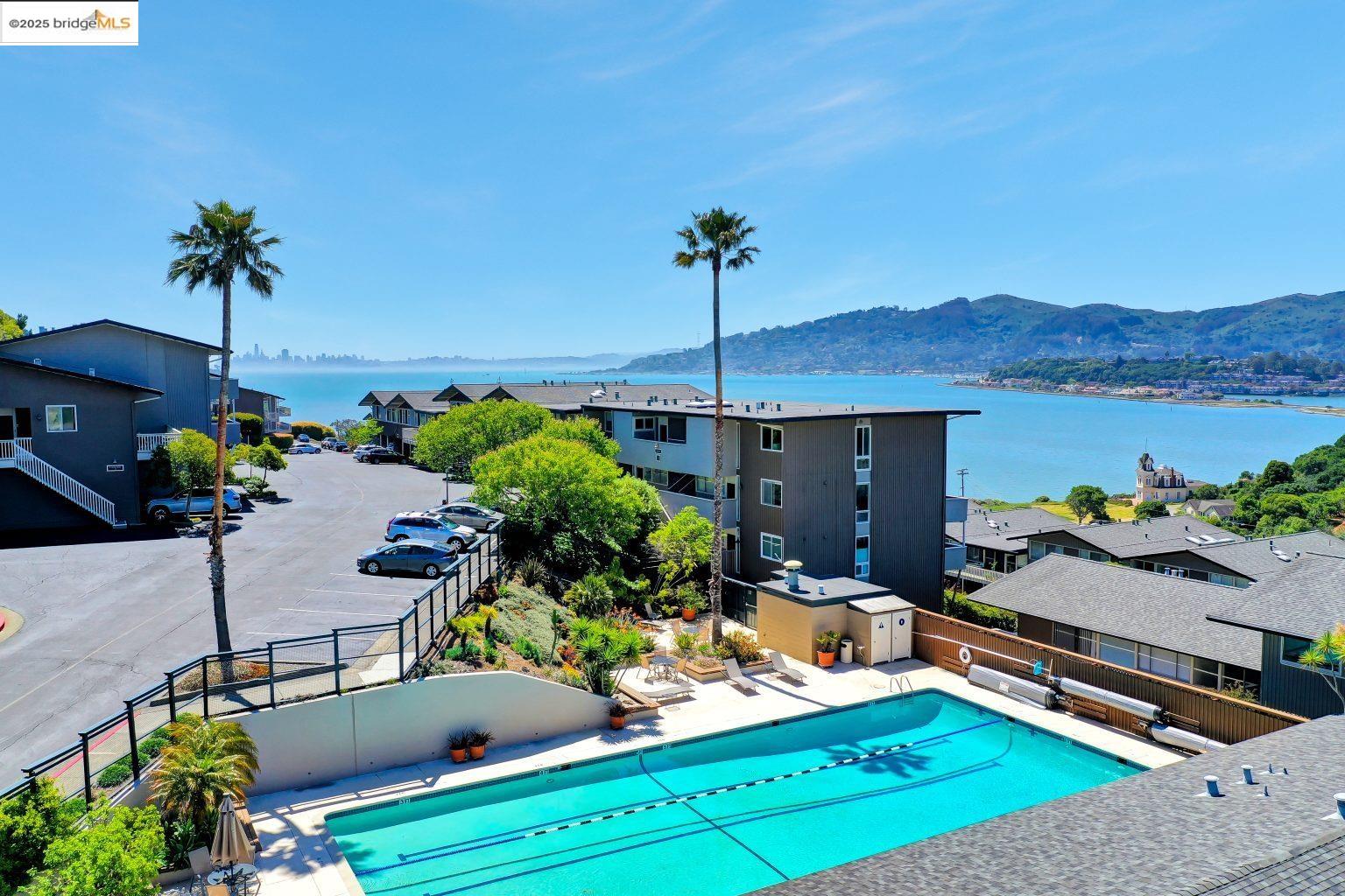 Detail Gallery Image 1 of 30 For 14 Janet Way #151,  Tiburon,  CA 94920 - 1 Beds | 1 Baths