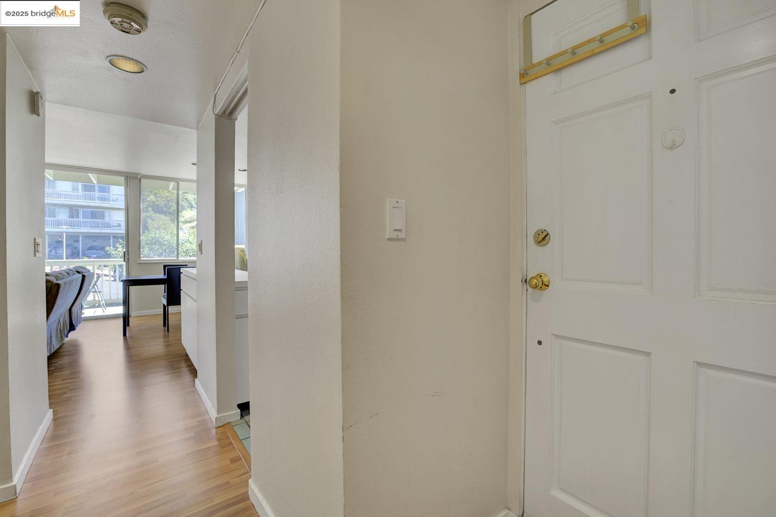 Detail Gallery Image 3 of 30 For 14 Janet Way #151,  Tiburon,  CA 94920 - 1 Beds | 1 Baths