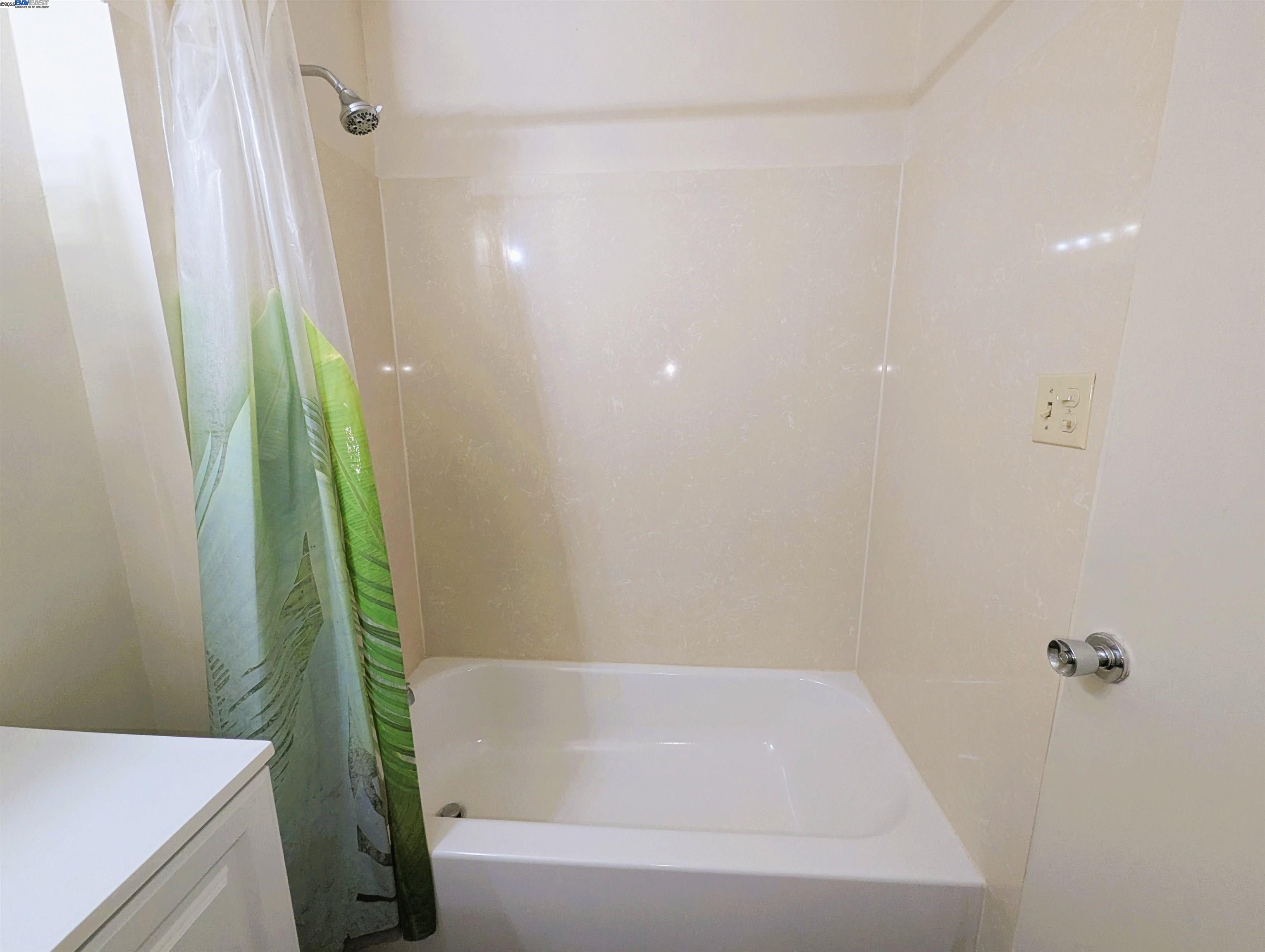 Photo #13: 41097225 Listing: Photo #13