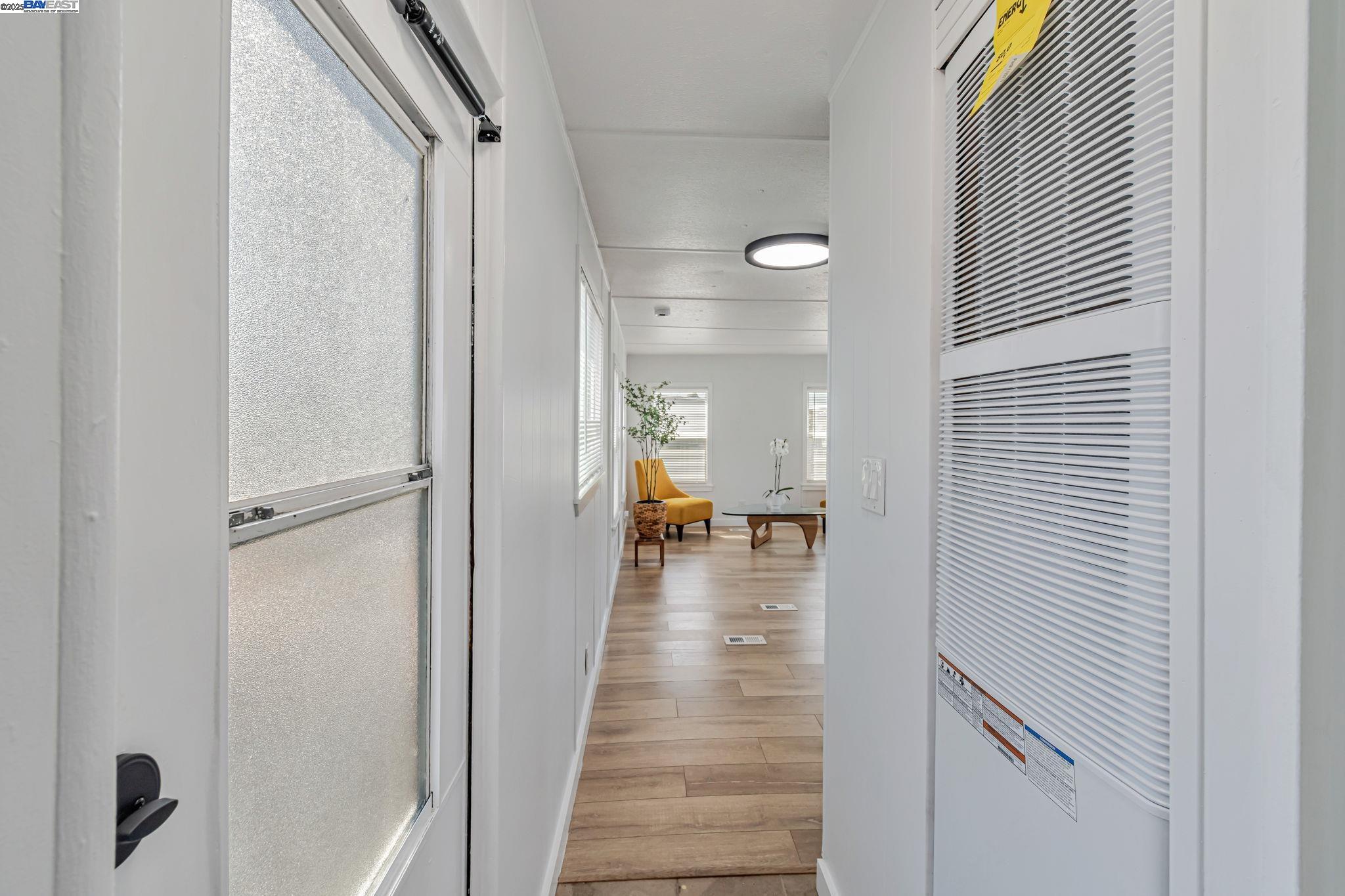 Detail Gallery Image 11 of 20 For 1700 El Camino Real #19-15,  –,  CA 94080 - 1 Beds | 1 Baths