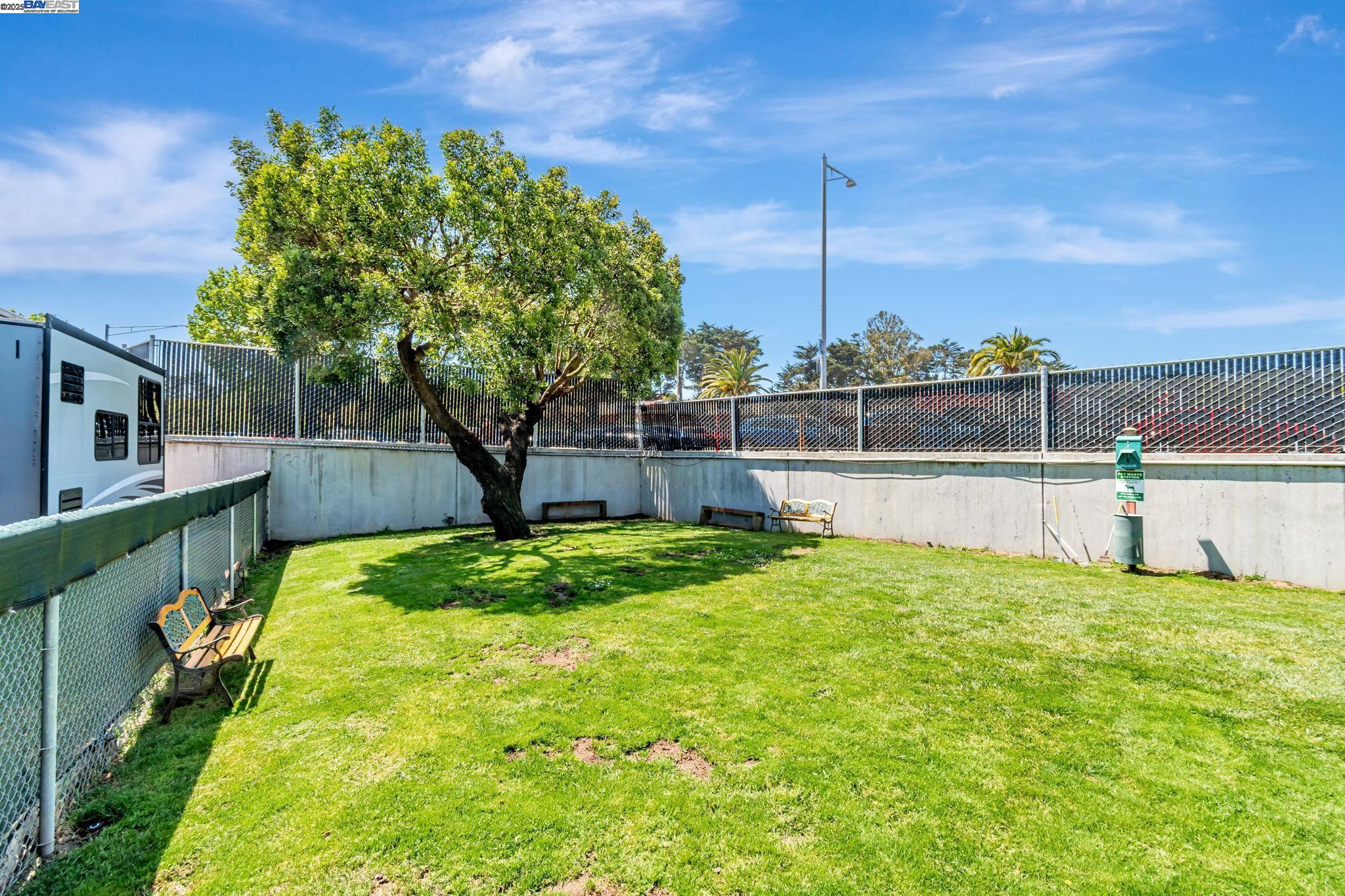 Detail Gallery Image 19 of 20 For 1700 El Camino Real #19-15,  –,  CA 94080 - 1 Beds | 1 Baths