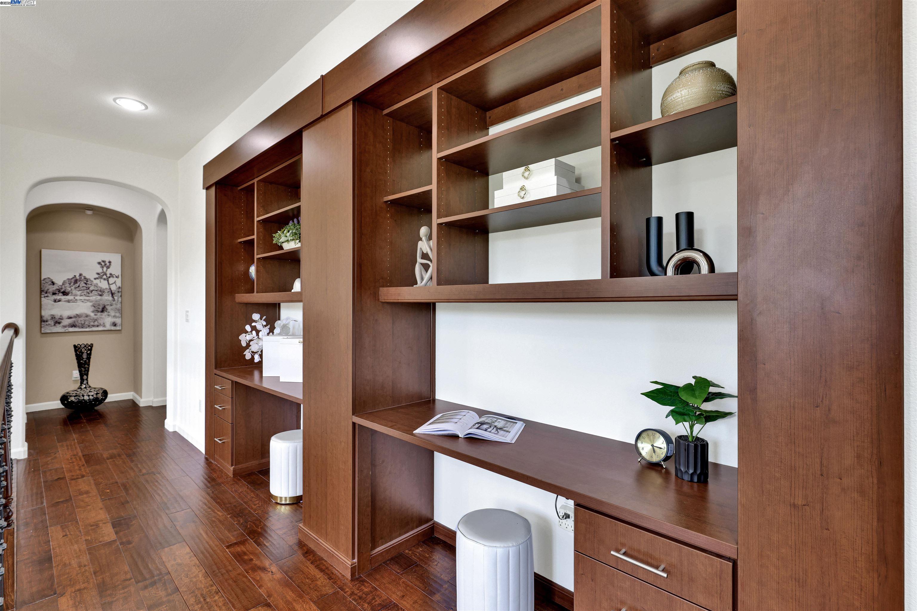 Detail Gallery Image 23 of 60 For 193 Lucy Ln, San Ramon,  CA 94582 - 4 Beds | 4 Baths