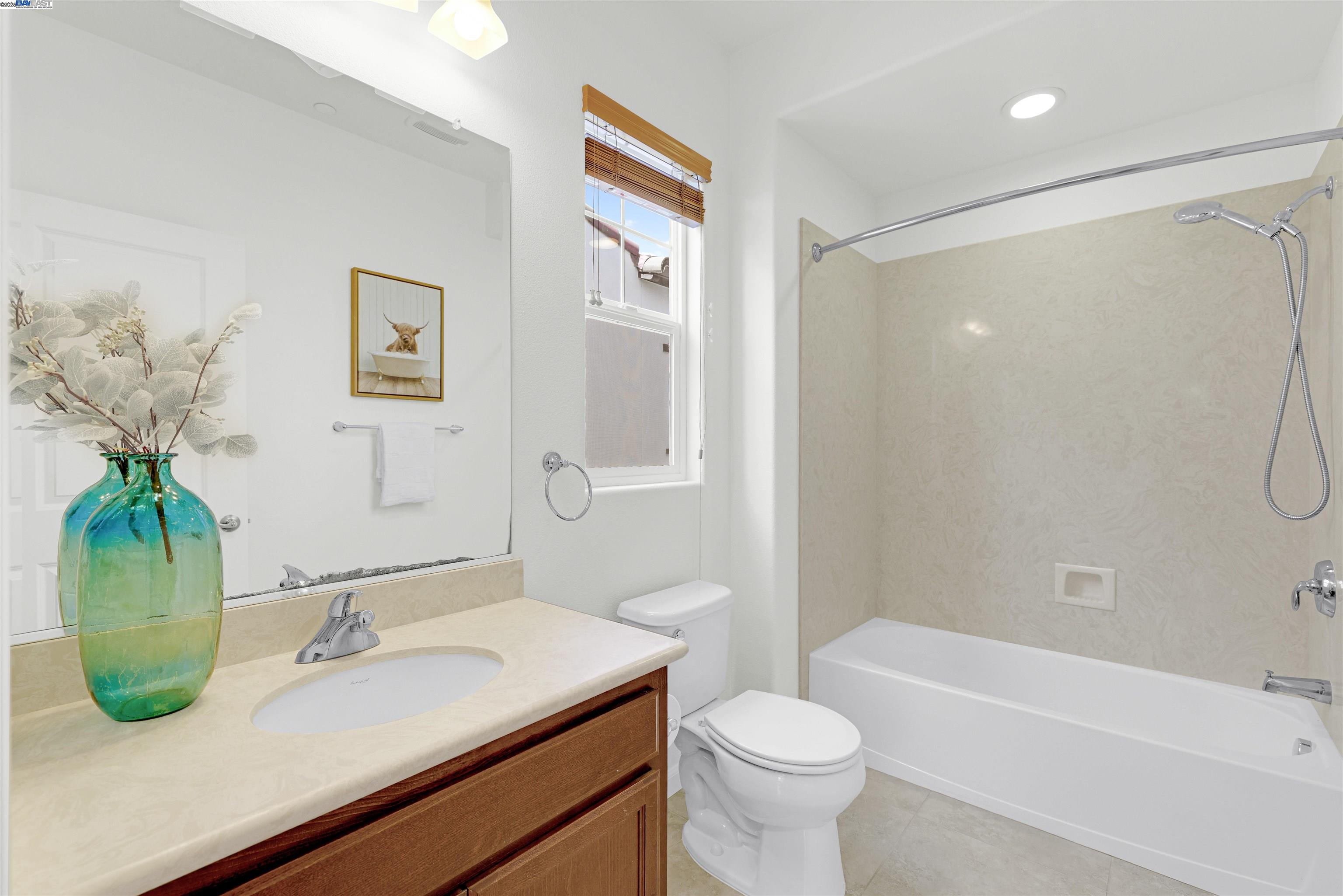 Detail Gallery Image 27 of 60 For 193 Lucy Ln, San Ramon,  CA 94582 - 4 Beds | 4 Baths