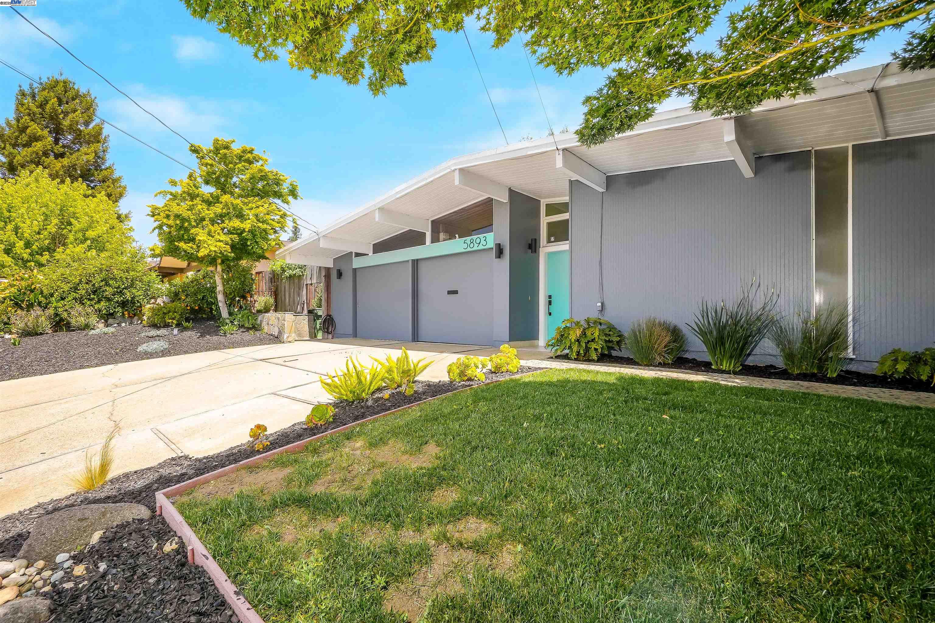 Detail Gallery Image 54 of 59 For 5893 Highwood Rd, Castro Valley,  CA 94552 - 4 Beds | 2 Baths
