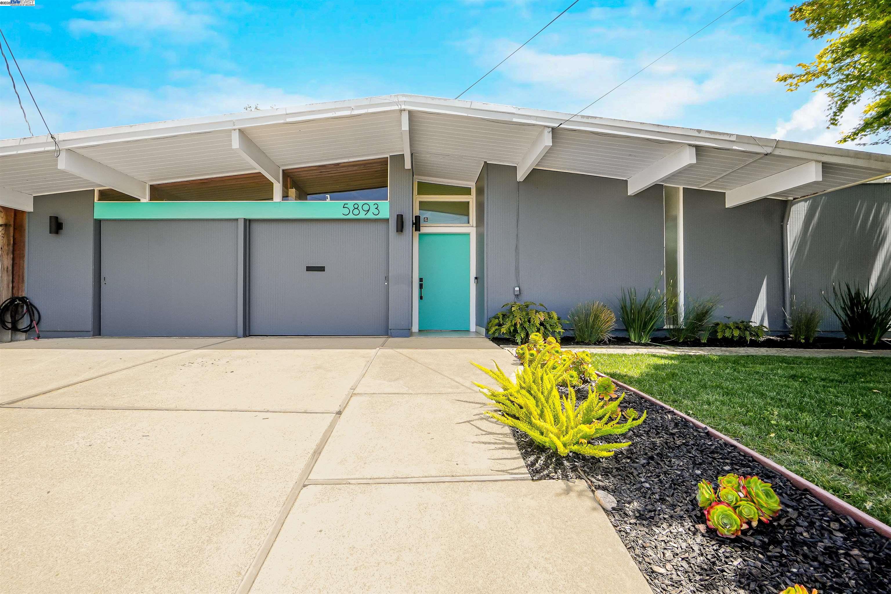 Detail Gallery Image 56 of 59 For 5893 Highwood Rd, Castro Valley,  CA 94552 - 4 Beds | 2 Baths
