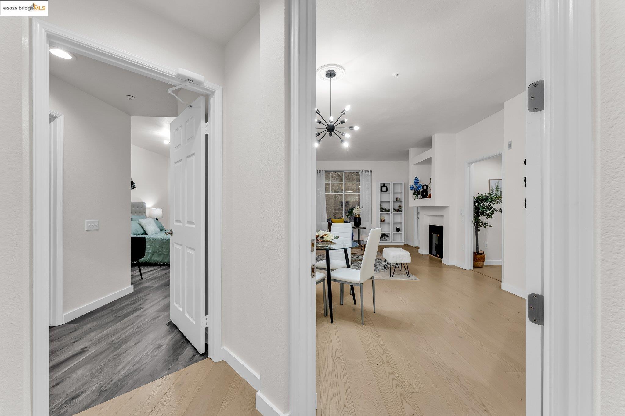 Detail Gallery Image 15 of 40 For 260 Caldecott #113,  Oakland,  CA 94618 - 2 Beds | 2 Baths