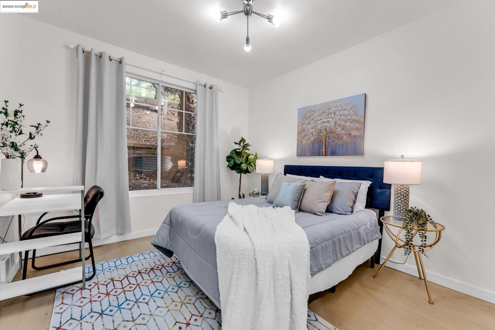 Detail Gallery Image 27 of 40 For 260 Caldecott #113,  Oakland,  CA 94618 - 2 Beds | 2 Baths