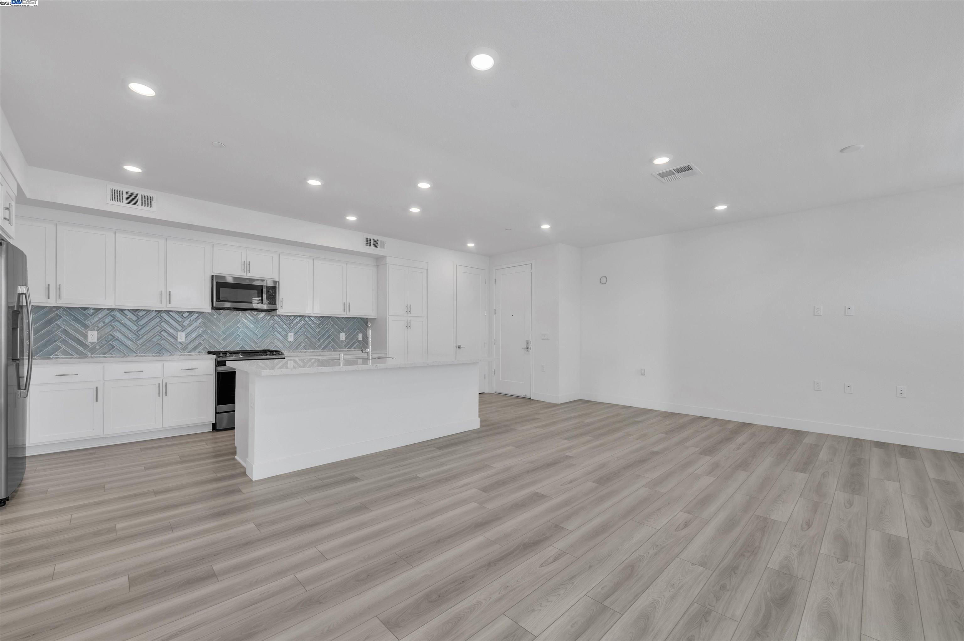 Detail Gallery Image 29 of 36 For 3873 Quantum Dr #400,  Fremont,  CA 94538 - 2 Beds | 2 Baths