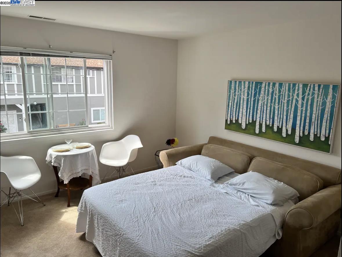 Detail Gallery Image 3 of 12 For 301 Poplar St, Mill Valley,  CA 94941 - 1 Beds | 1 Baths