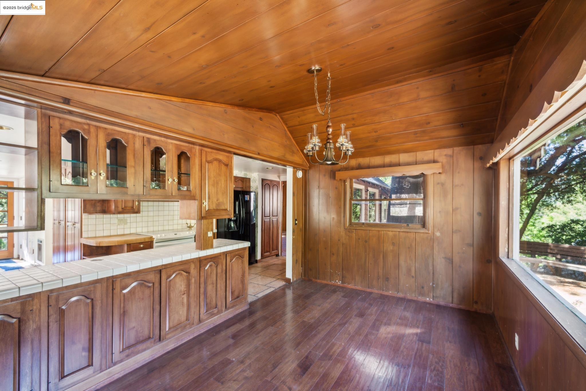 Detail Gallery Image 23 of 28 For 54751 Wildwood Dr, Idyllwild,  CA 92549 - 5 Beds | 4 Baths