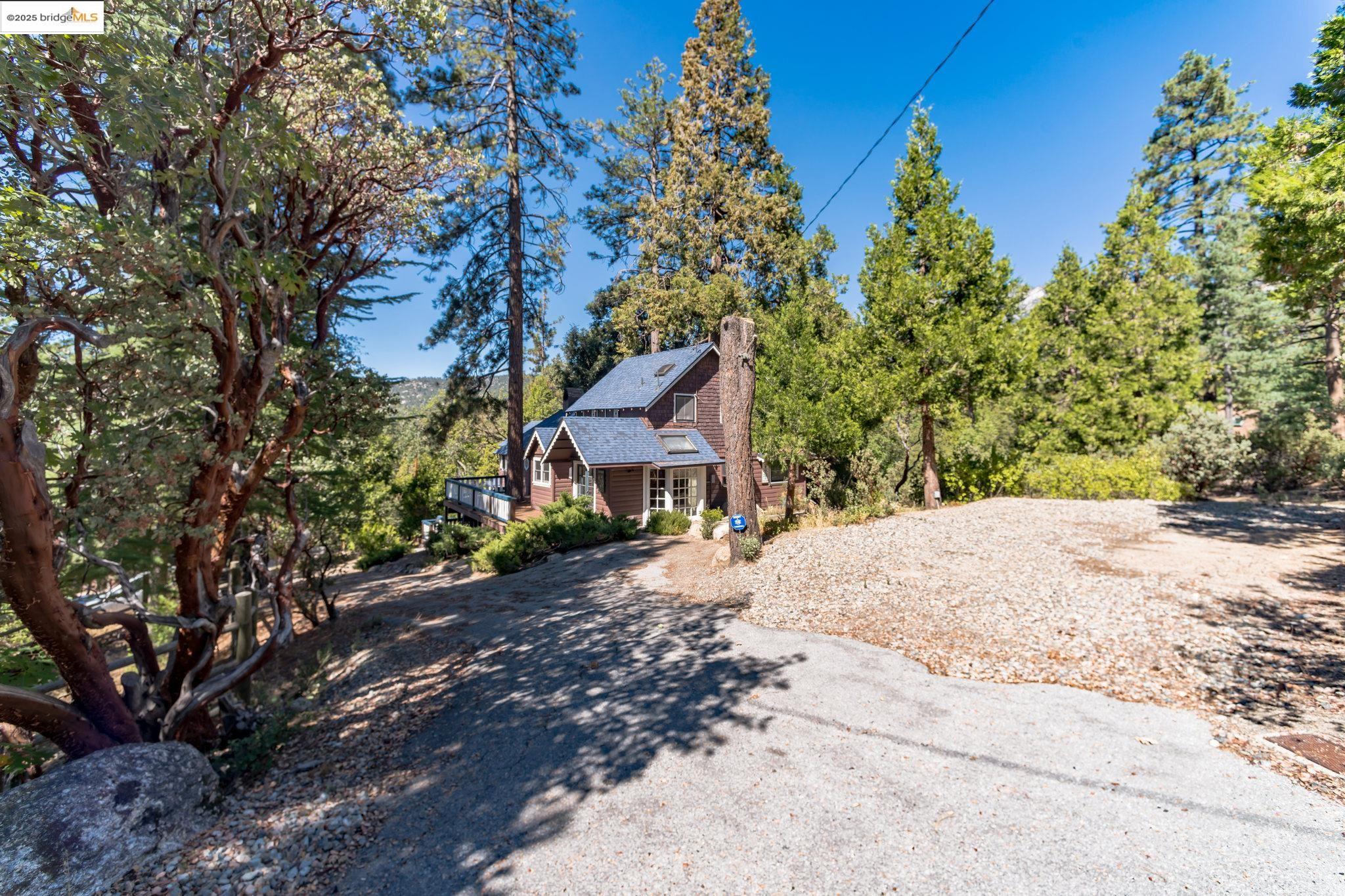 Detail Gallery Image 5 of 28 For 54751 Wildwood Dr, Idyllwild,  CA 92549 - 5 Beds | 4 Baths