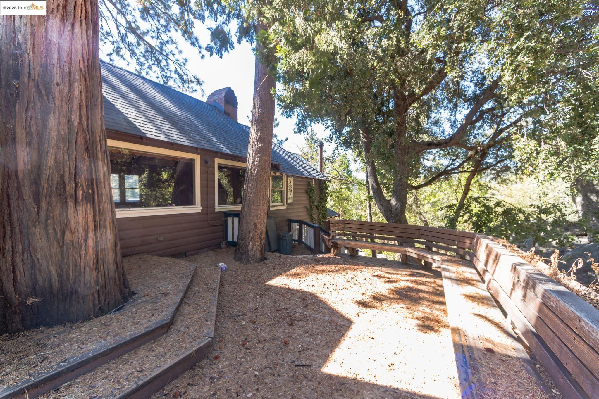 Detail Gallery Image 6 of 28 For 54751 Wildwood Dr, Idyllwild,  CA 92549 - 5 Beds | 4 Baths