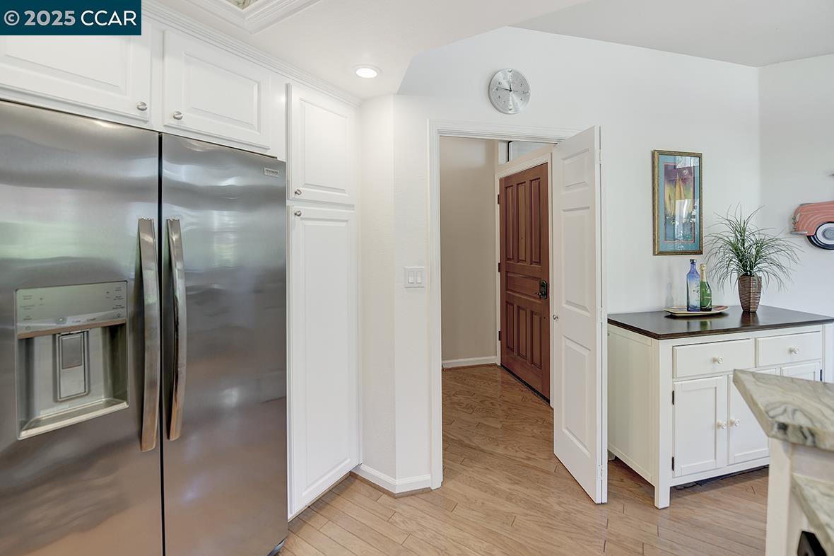 Photo #8: 41097243 Listing: Photo #8