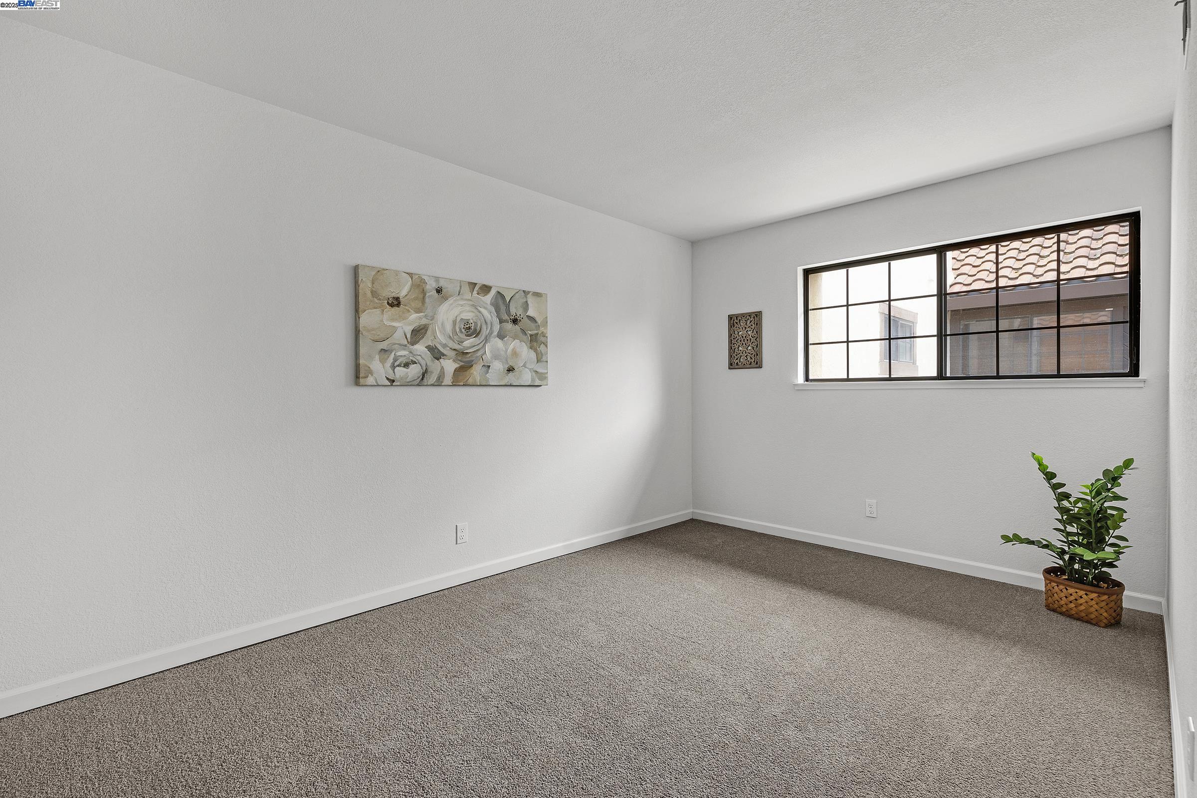 Detail Gallery Image 19 of 33 For 2515 Outrigger Dr., San Leandro,  CA 94577 - 3 Beds | 2/1 Baths