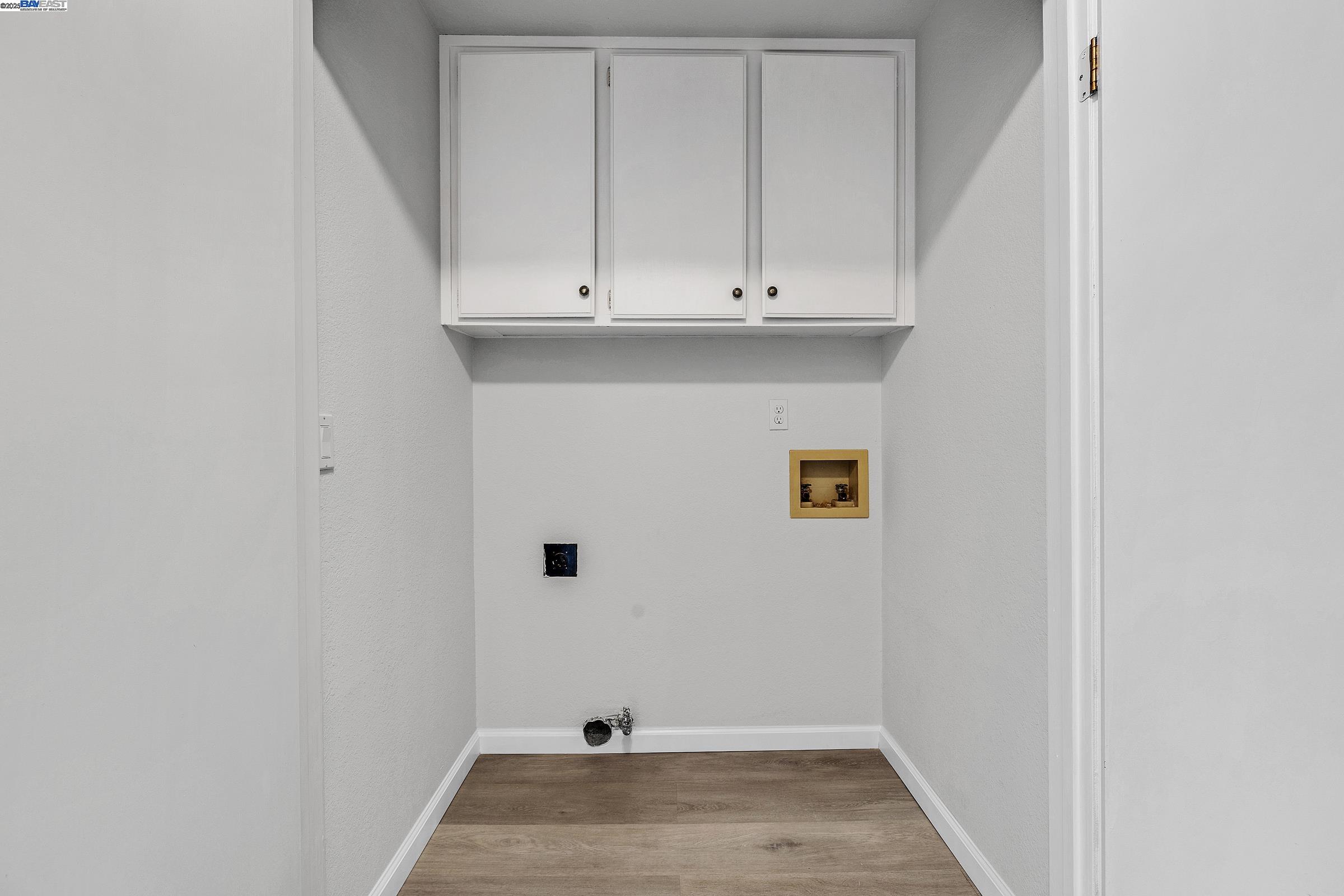 Detail Gallery Image 22 of 33 For 2515 Outrigger Dr., San Leandro,  CA 94577 - 3 Beds | 2/1 Baths