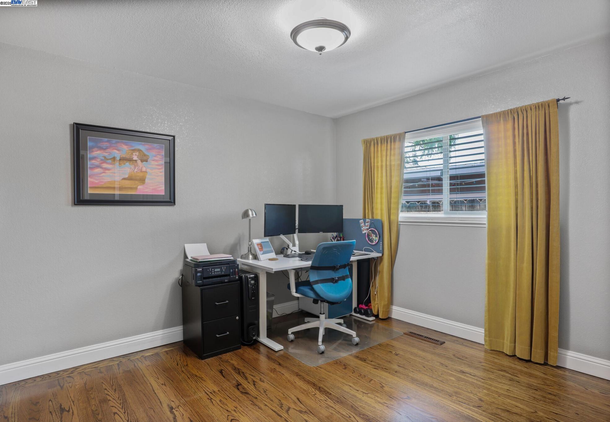Detail Gallery Image 10 of 17 For 554 Evangeline Way, Hayward,  CA 94544 - 3 Beds | 2 Baths