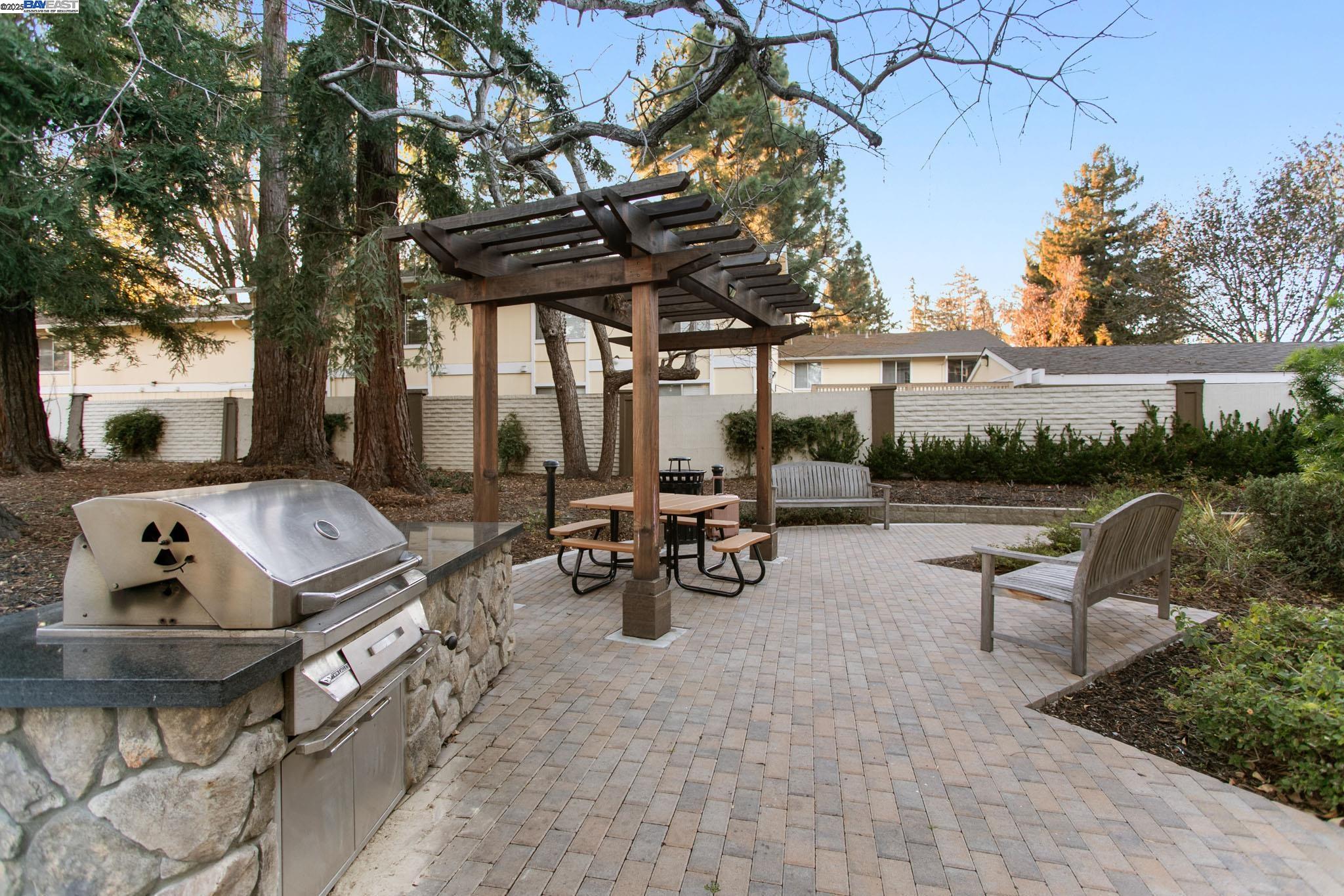 Detail Gallery Image 40 of 49 For 1032 Barberry Ter, Sunnyvale,  CA 94086 - 4 Beds | 3/1 Baths