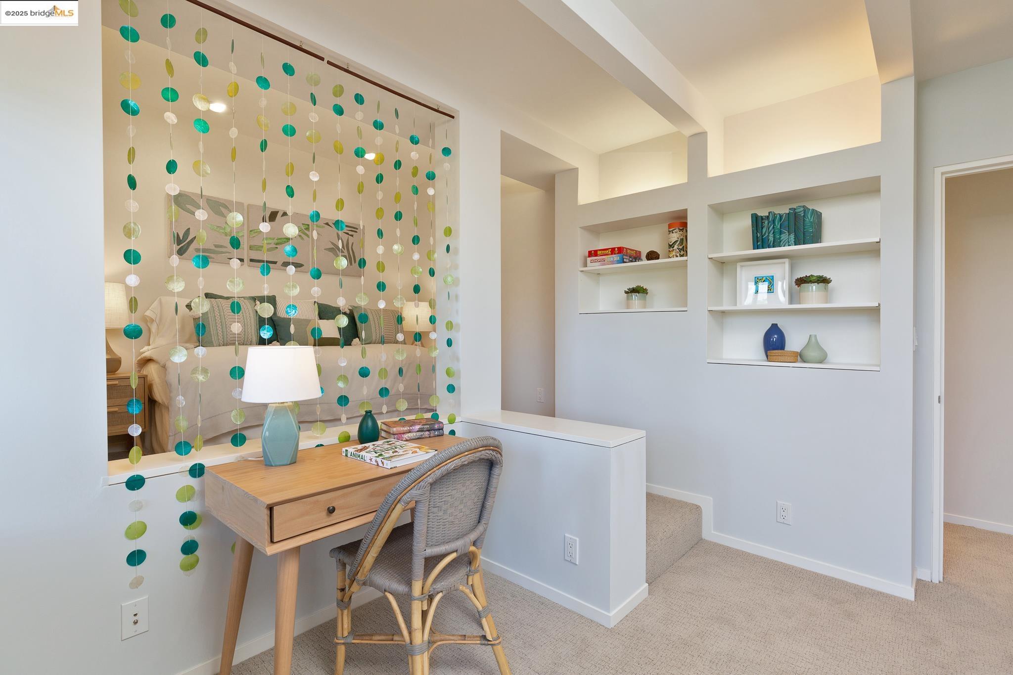 20 Ascot Ct, Oakland, California 94611, 3 Bedrooms Bedrooms, 7 Rooms Rooms,2 BathroomsBathrooms,Residential,For Sale,20 Ascot Ct,41097253