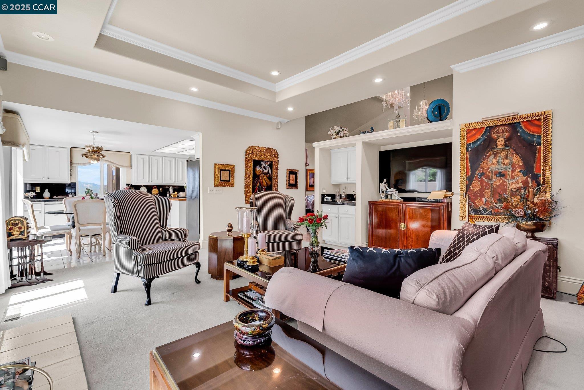 Detail Gallery Image 13 of 36 For 117 Alta Mesa Ct, Moraga,  CA 94556 - 4 Beds | 2/1 Baths