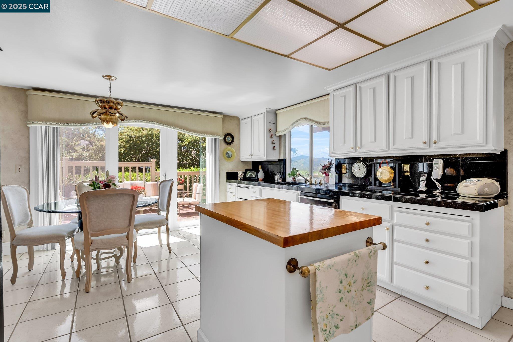 Photo #16: 41097257 Listing: Photo #16