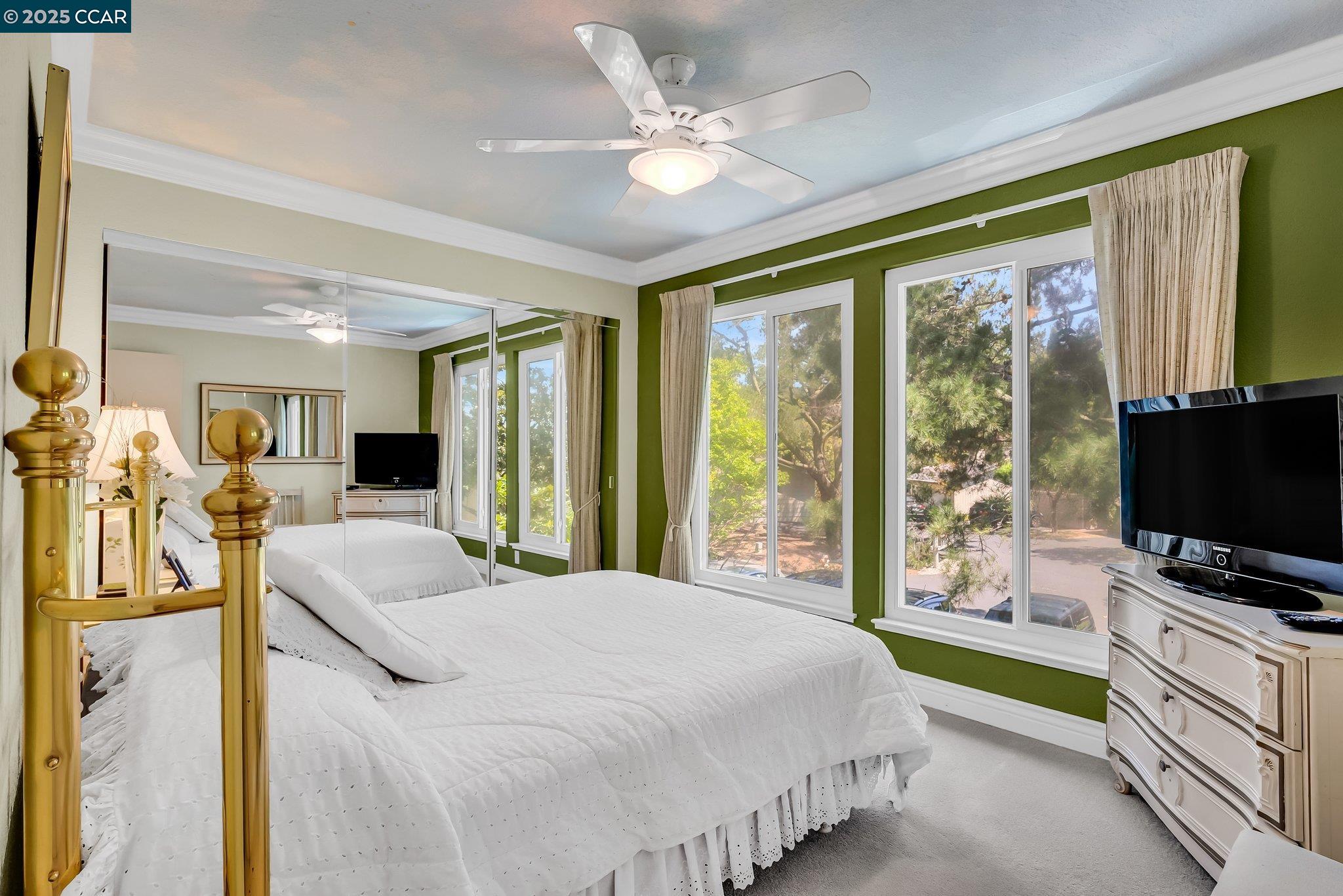 Detail Gallery Image 18 of 36 For 117 Alta Mesa Ct, Moraga,  CA 94556 - 4 Beds | 2/1 Baths