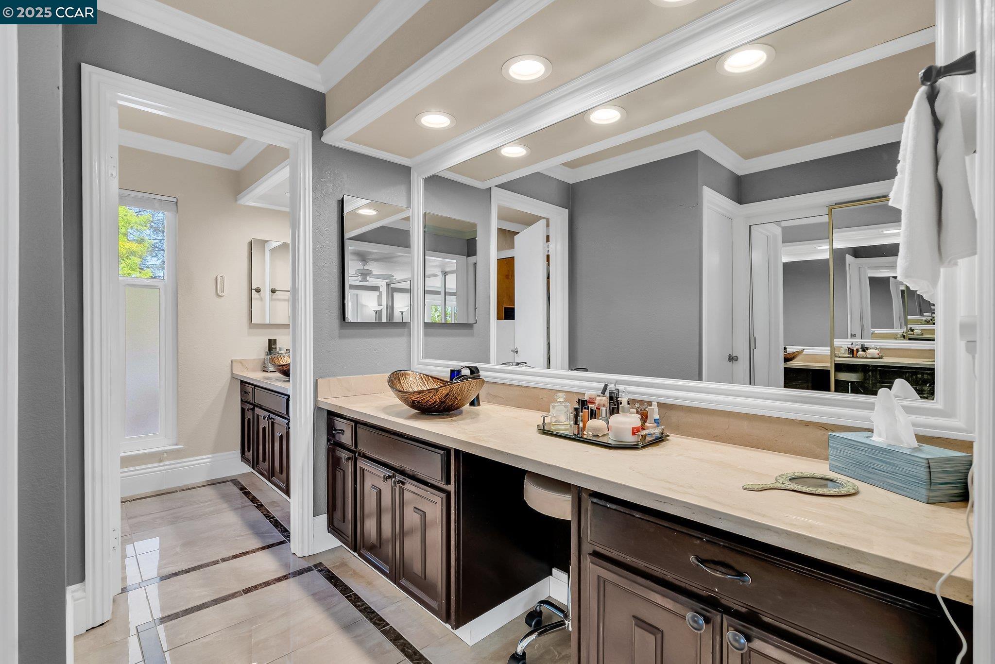 Detail Gallery Image 21 of 36 For 117 Alta Mesa Ct, Moraga,  CA 94556 - 4 Beds | 2/1 Baths