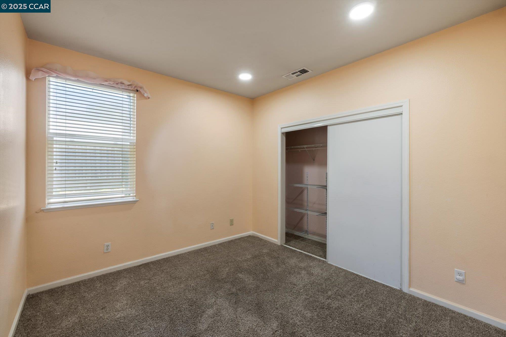 Detail Gallery Image 36 of 55 For 272 Appian Village Dr, El Sobrante,  CA 94803 - 4 Beds | 2/1 Baths
