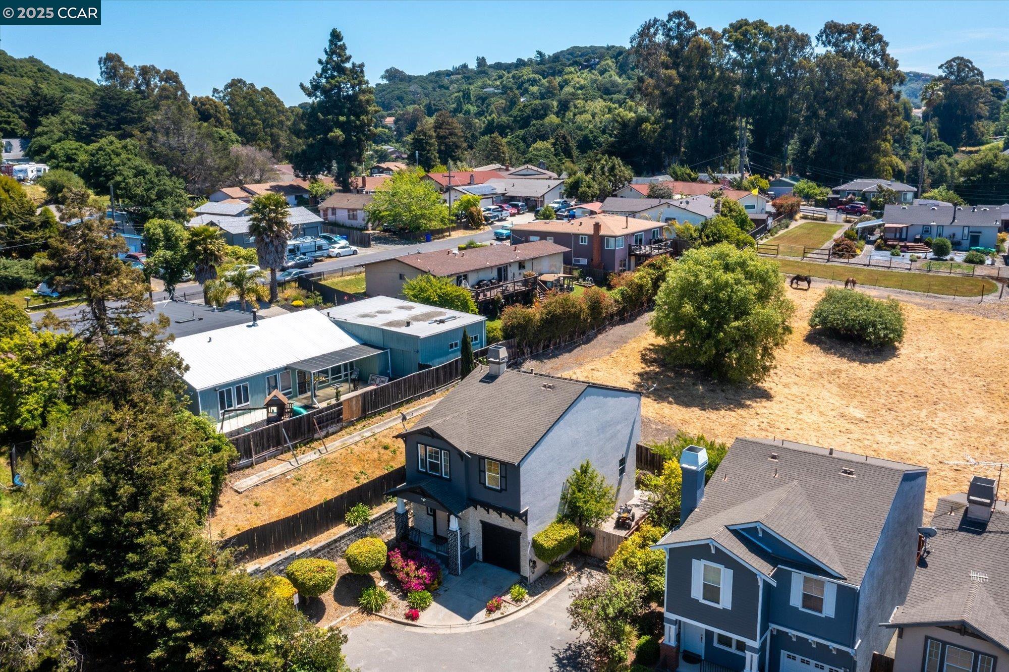 Detail Gallery Image 50 of 55 For 272 Appian Village Dr, El Sobrante,  CA 94803 - 4 Beds | 2/1 Baths